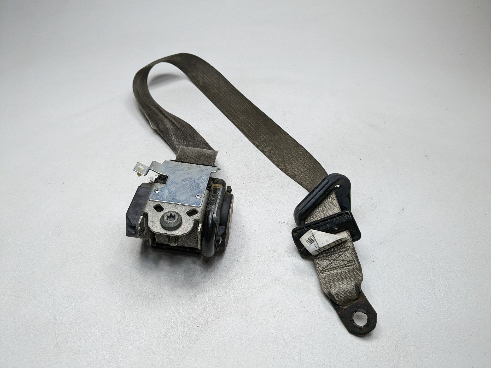 2008 - 2012 FORD ESCAPE OEM SEAT BELT RETRACTOR ASSEMBLY GRAY FRONT LEFT SIDE