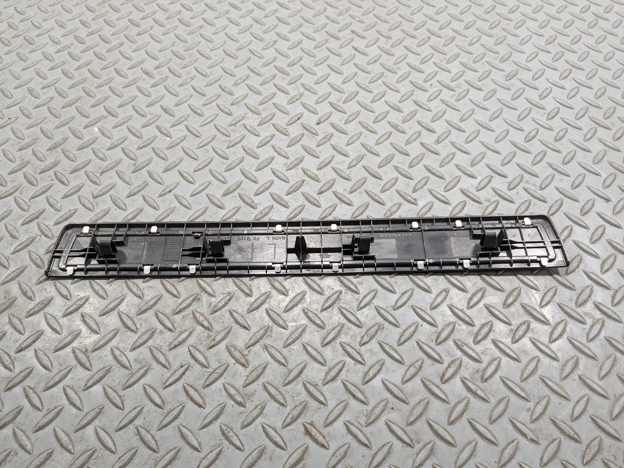 07 - 09 ACURA MDX OEM DOOR SILL SCUFF PLATE TRIM COVER FRONT LEFT DRIVER SIDE