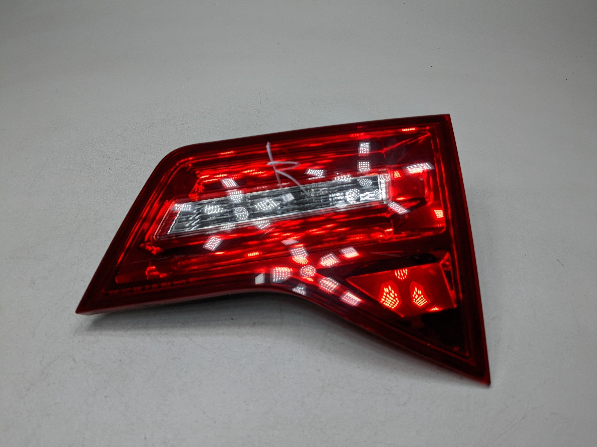 07 - 09 ACURA MDX OEM INNER TAIL LIGHT GATE MOUNTED REAR RIGHT PASSENGER SIDE