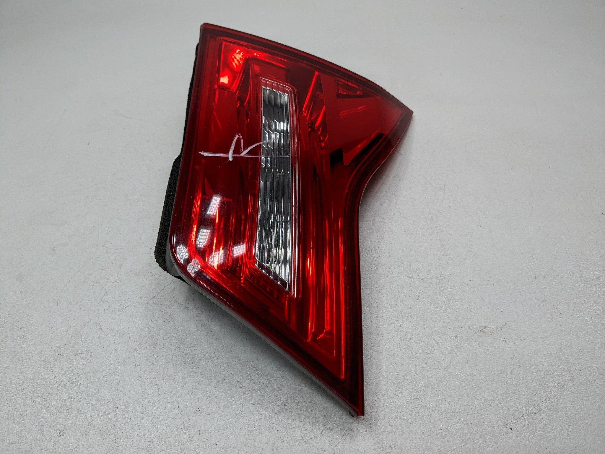 07 - 09 ACURA MDX OEM INNER TAIL LIGHT GATE MOUNTED REAR RIGHT PASSENGER SIDE