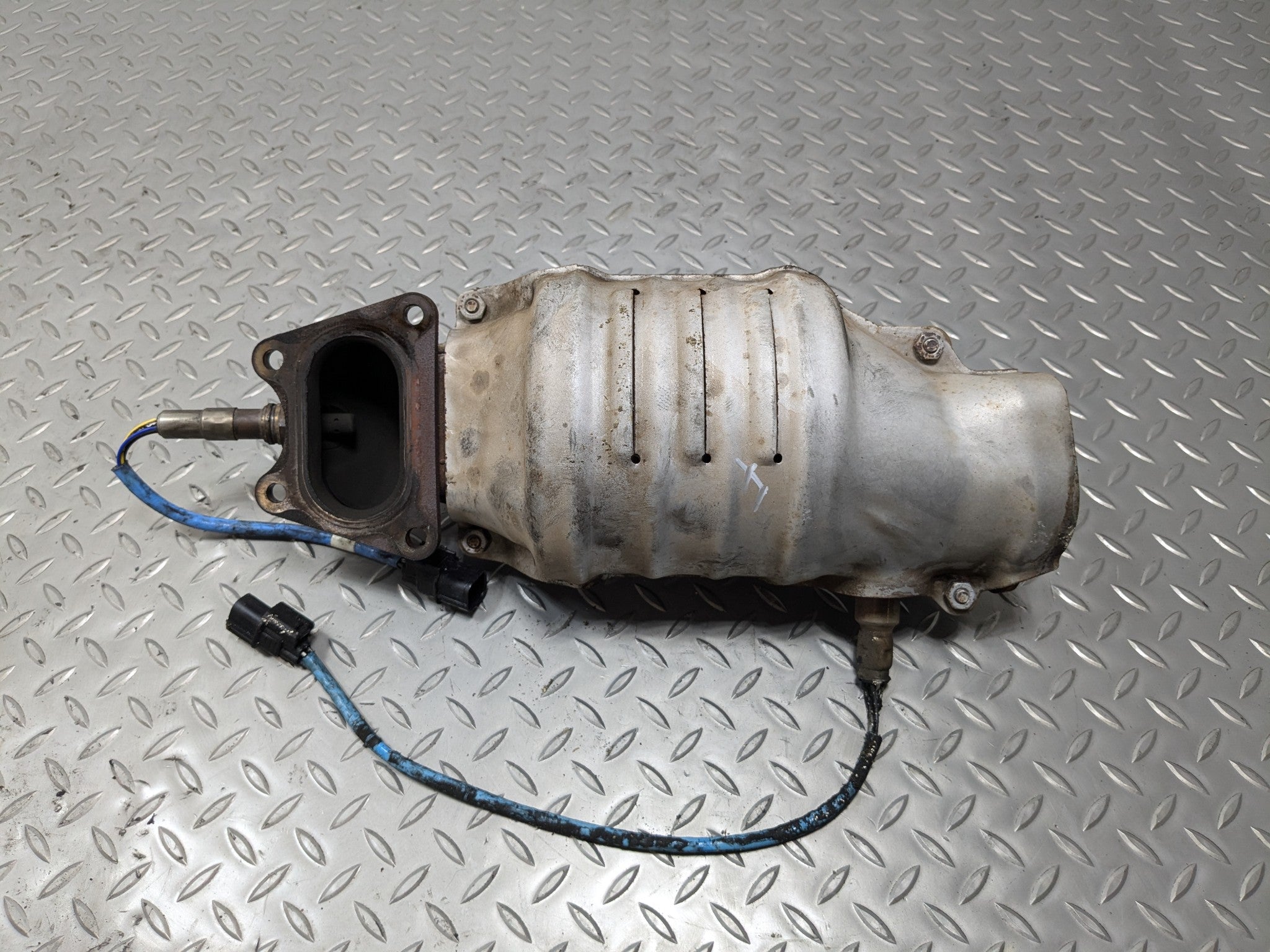 07 - 09 ACURA MDX OEM EXHAUST MANIFOLD DOWNPIPE WITH HEAT SHIELD FRONT SIDE 3.7L
