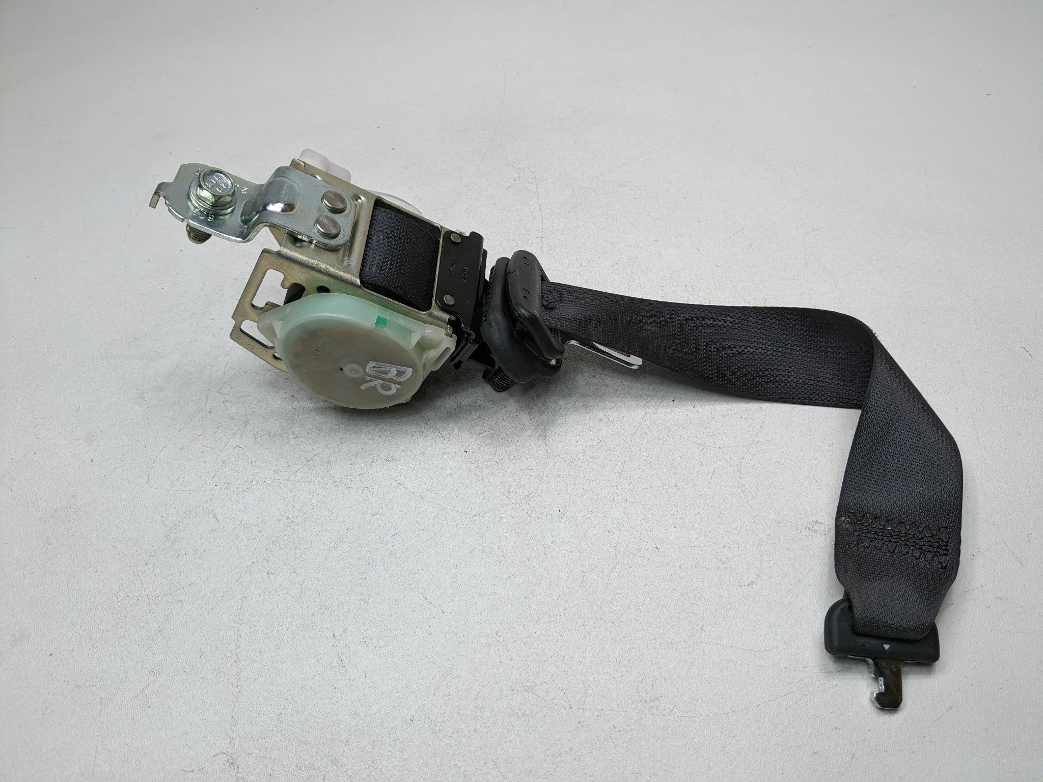 07 - 09 ACURA MDX OEM SEAT BELT RETRACTOR REAR RIGHT PASSENGER SIDE THIRD ROW