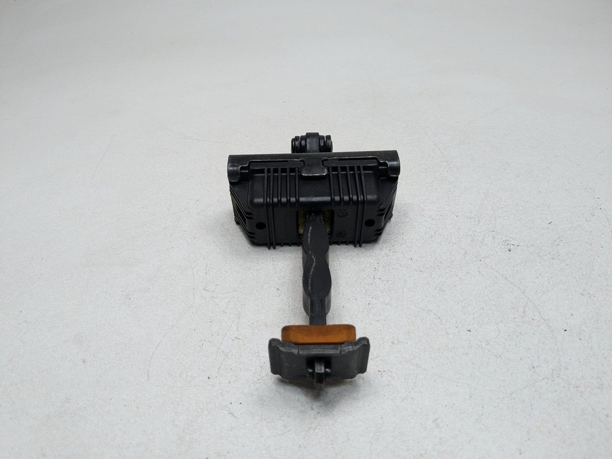 10 - 12 LAND ROVER RANGE ROVER OEM FRONT LEFT DRIVER SIDE DOOR CHECK STOPPER