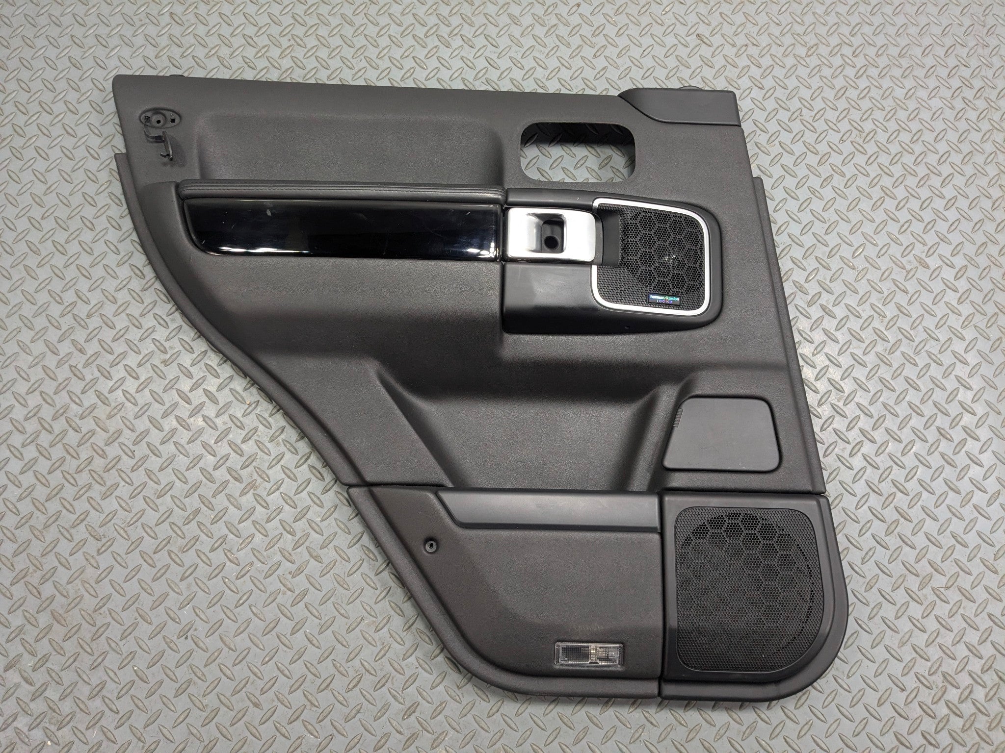 10 - 12 LAND ROVER RANGE ROVER OEM REAR LEFT DRIVER INTERIOR DOOR TRIM PANEL