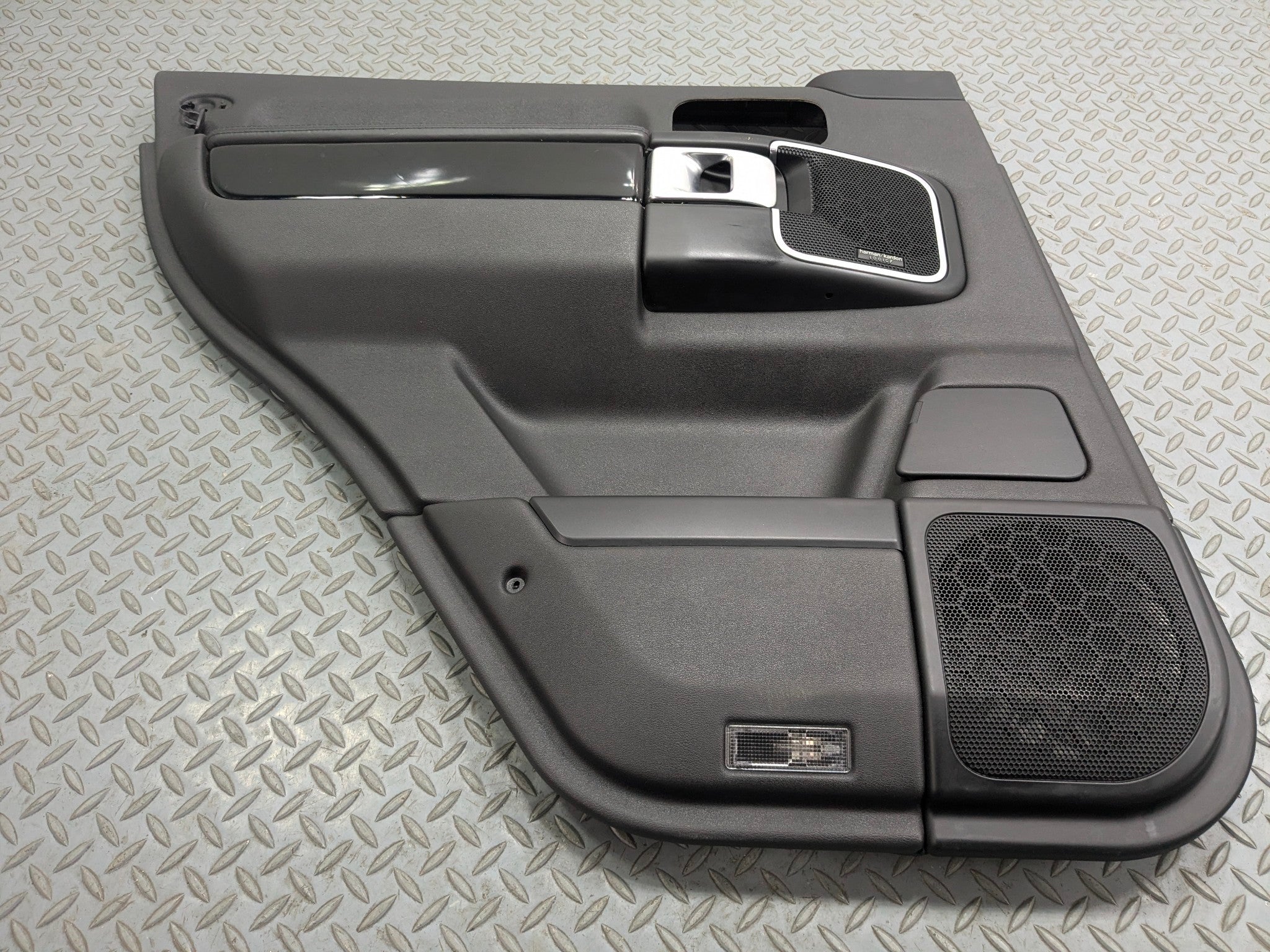 10 - 12 LAND ROVER RANGE ROVER OEM REAR LEFT DRIVER INTERIOR DOOR TRIM PANEL