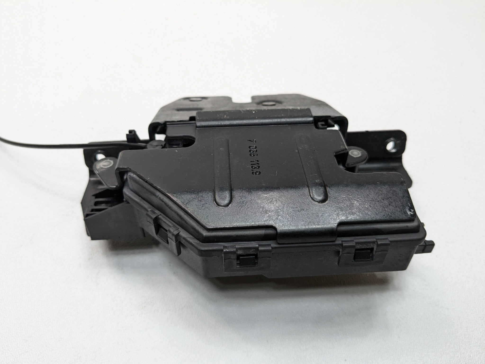 2010 - 2012 LAND ROVER RANGE ROVER OEM REAR LIFTGATE LID LOCK LATCH ACTUATOR