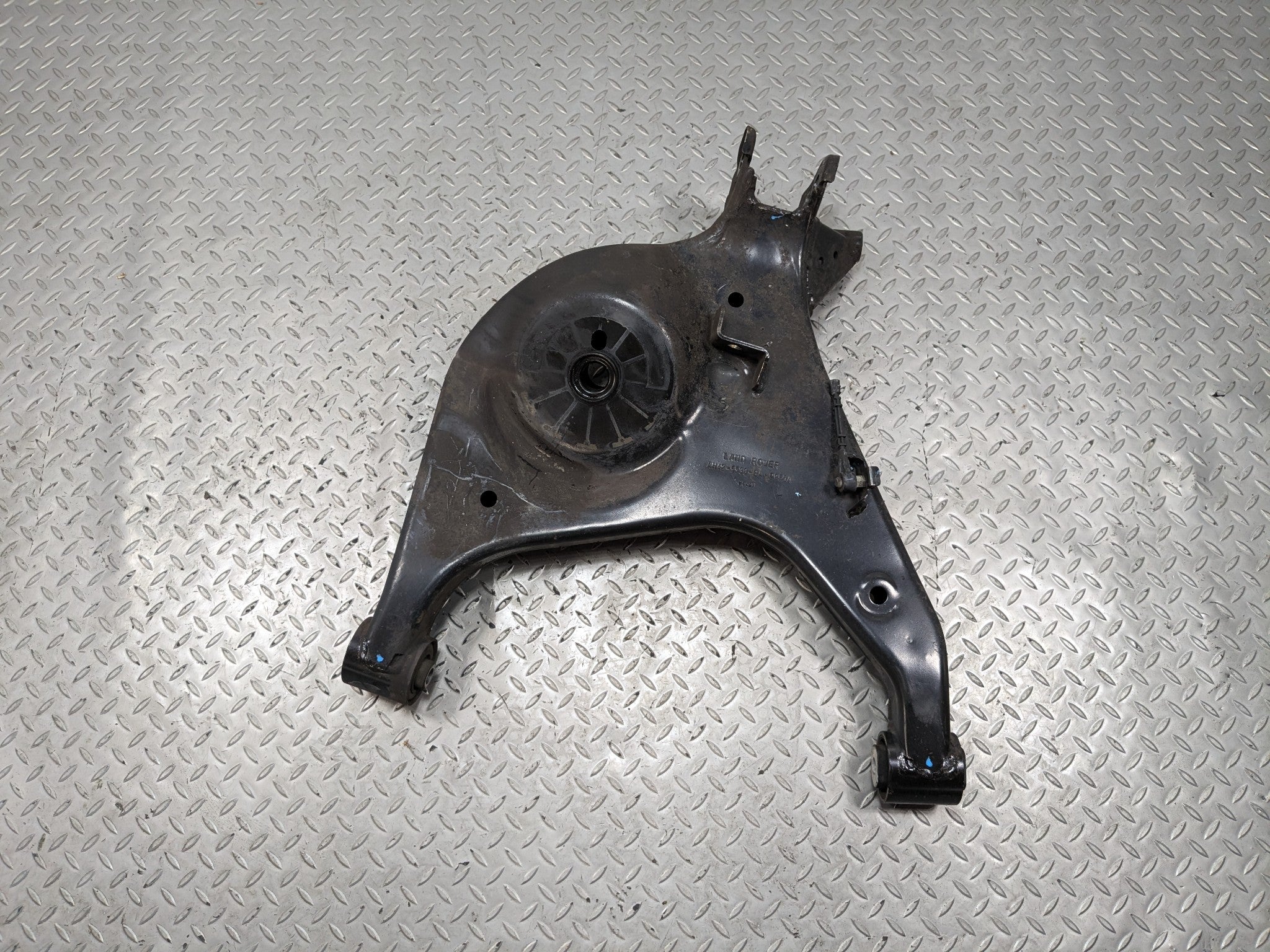 10 - 12 LAND ROVER RANGE ROVER OEM SUSPENSION LOWER CONTROL ARM REAR LEFT SIDE
