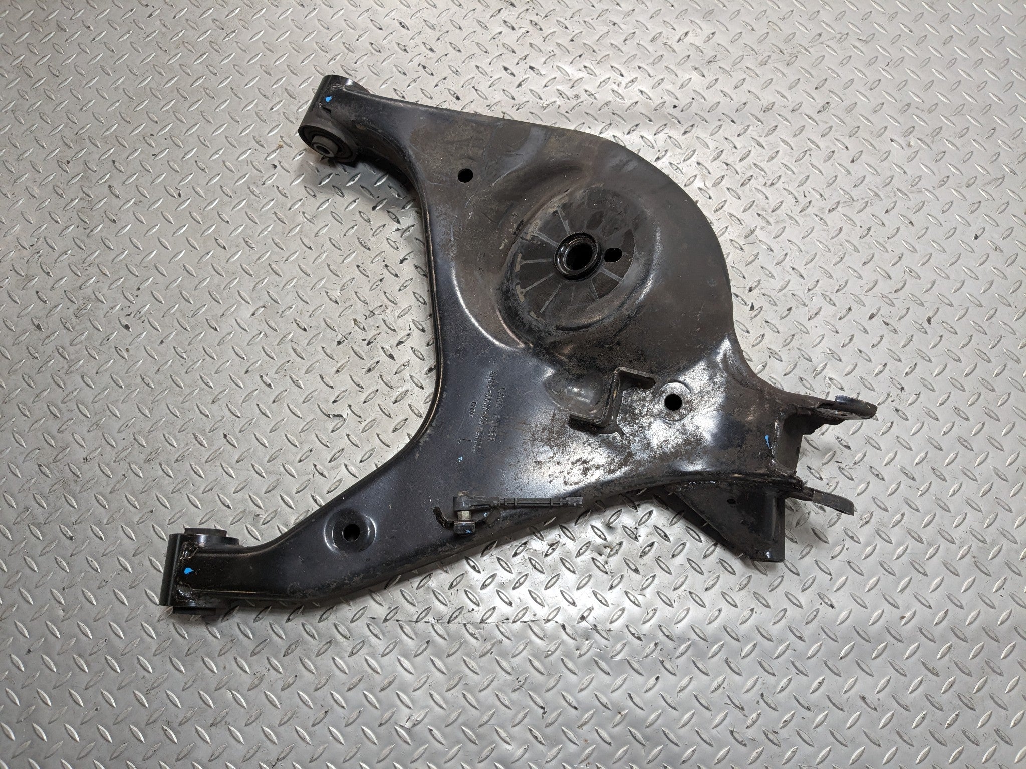 10 - 12 LAND ROVER RANGE ROVER OEM SUSPENSION LOWER CONTROL ARM REAR LEFT SIDE