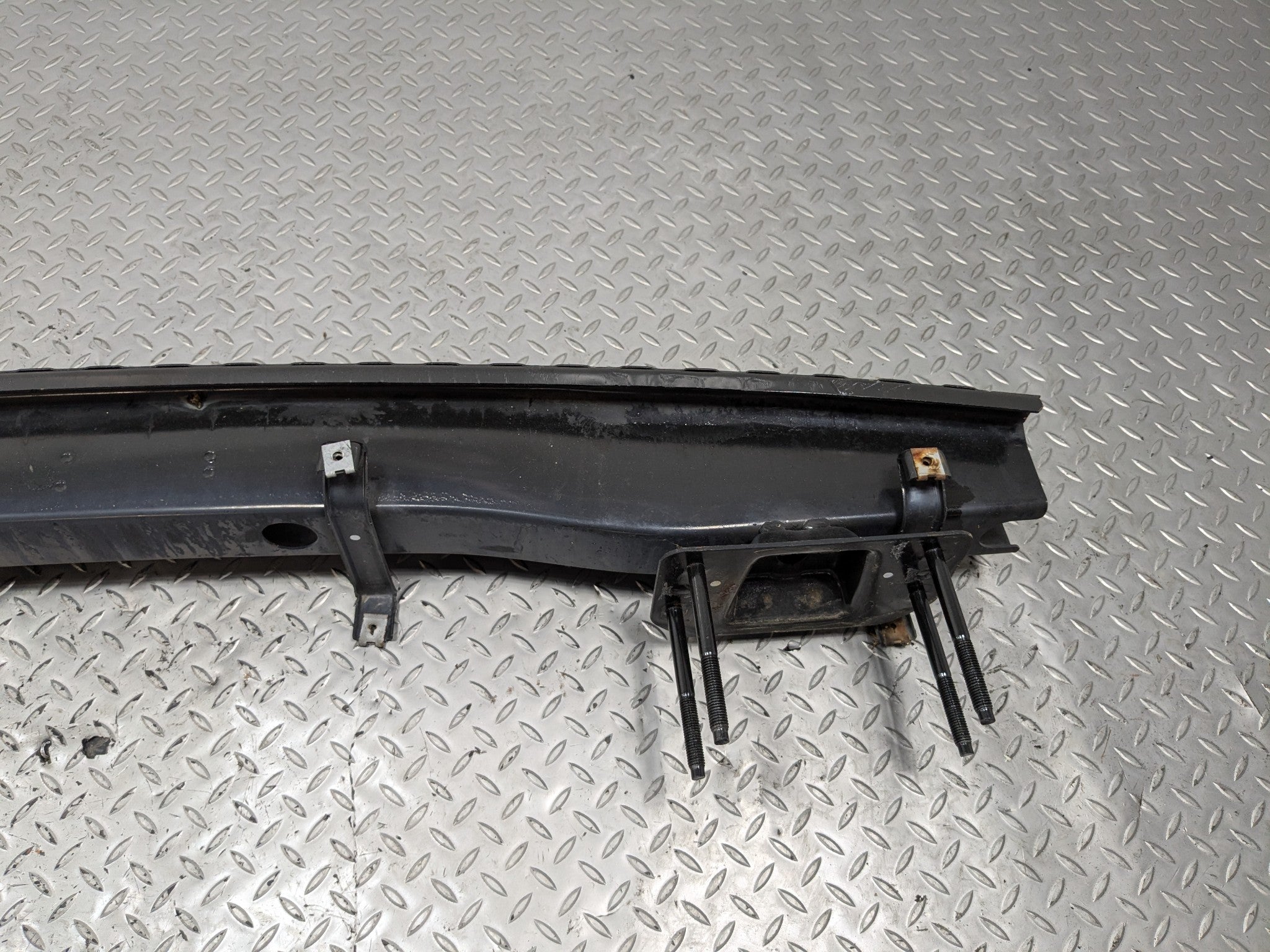 10 - 12 LAND ROVER RANGE ROVER OEM REAR BUMPER REINFORCEMENT SUPPORT IMPACT BAR