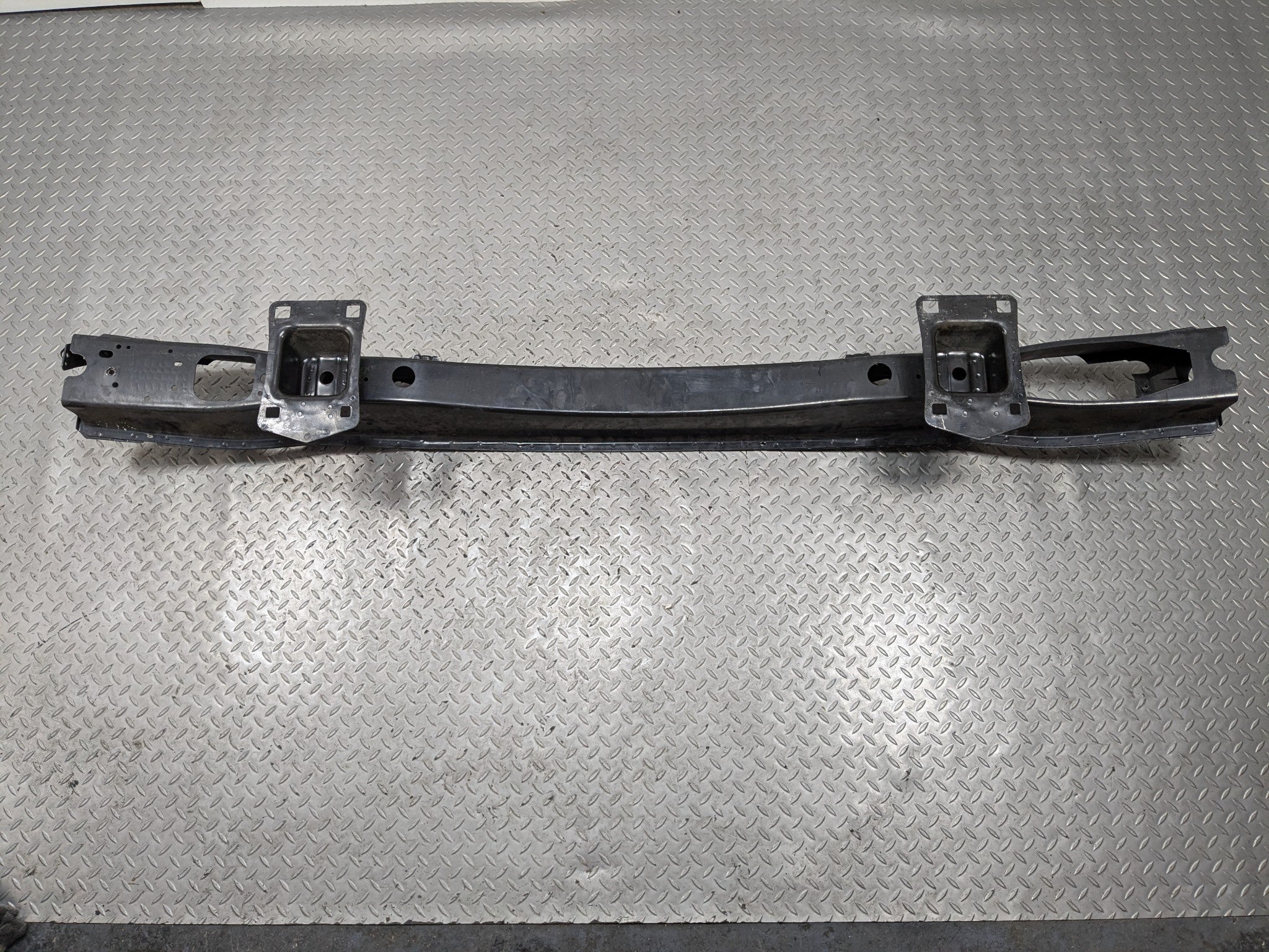 10 - 12 LAND ROVER RANGE ROVER OEM FRONT BUMPER REINFORCEMENT SUPPORT IMPACT BAR