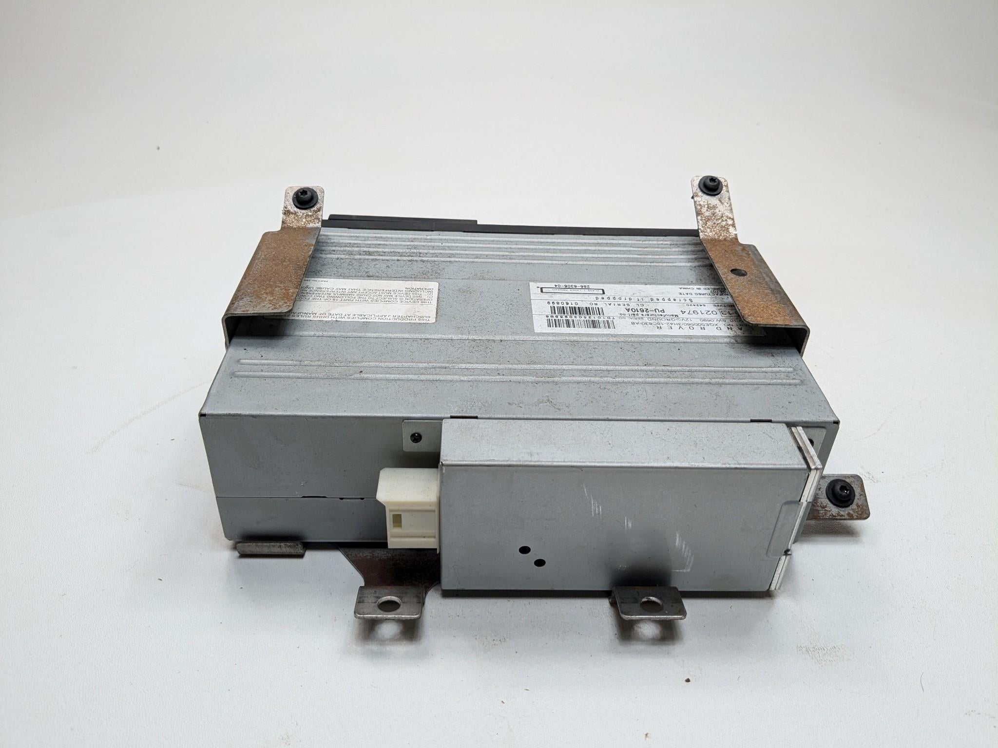 2010 - 2012 LAND RANGE ROVER OEM RADIO AUDIO CD CHANGER SIX DISC CD PLAYER