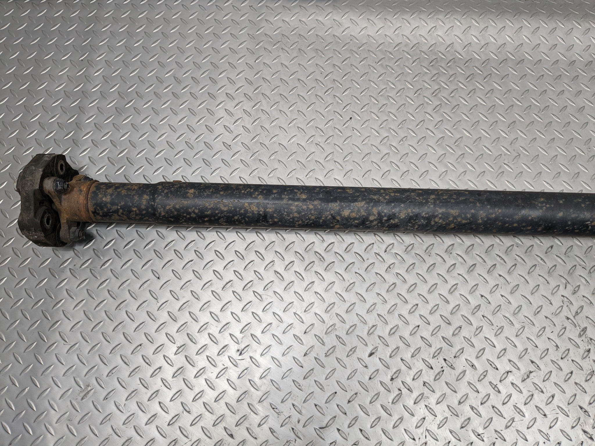 13 - 16 HYUNDAI SANTA FE OEM 3.3L REAR DRIVE SHAFT CARDAN PROPELLER LWB ASSEMBLY