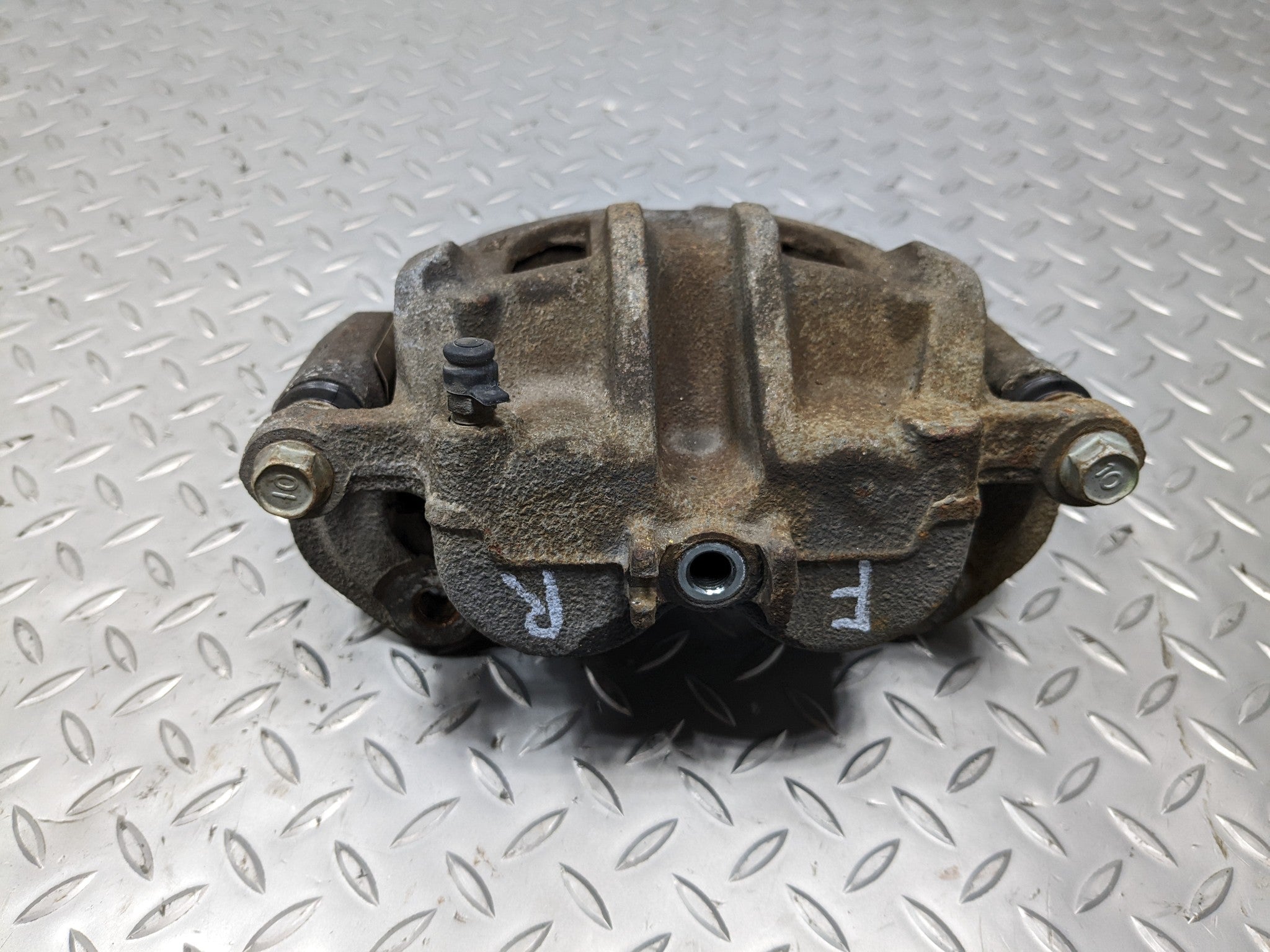 13 - 16 HYUNDAI SANTA FE OEM BRAKE CALIPER ASSEMBLY FRONT RIGHT PASSENGER SIDE