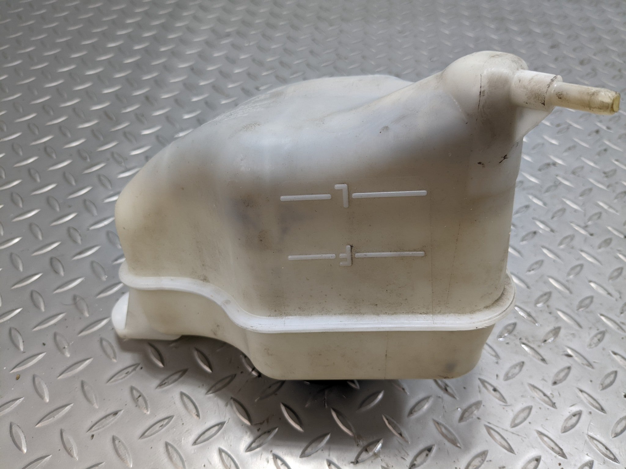 13 - 16 HYUNDAI SANTA FE OEM COOLANT RECOVERY BOTTLE RESERVOIR ENGINE RADIATOR
