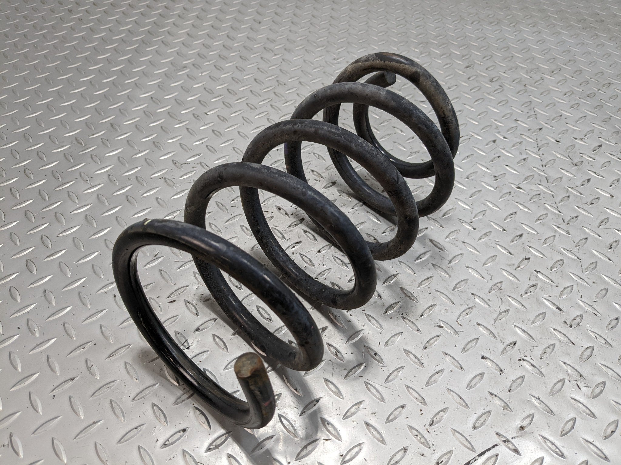13 - 16 HYUNDAI SANTA FE OEM SUSPENSION COIL AIR SPRING SET REAR LEFT AND RIGHT