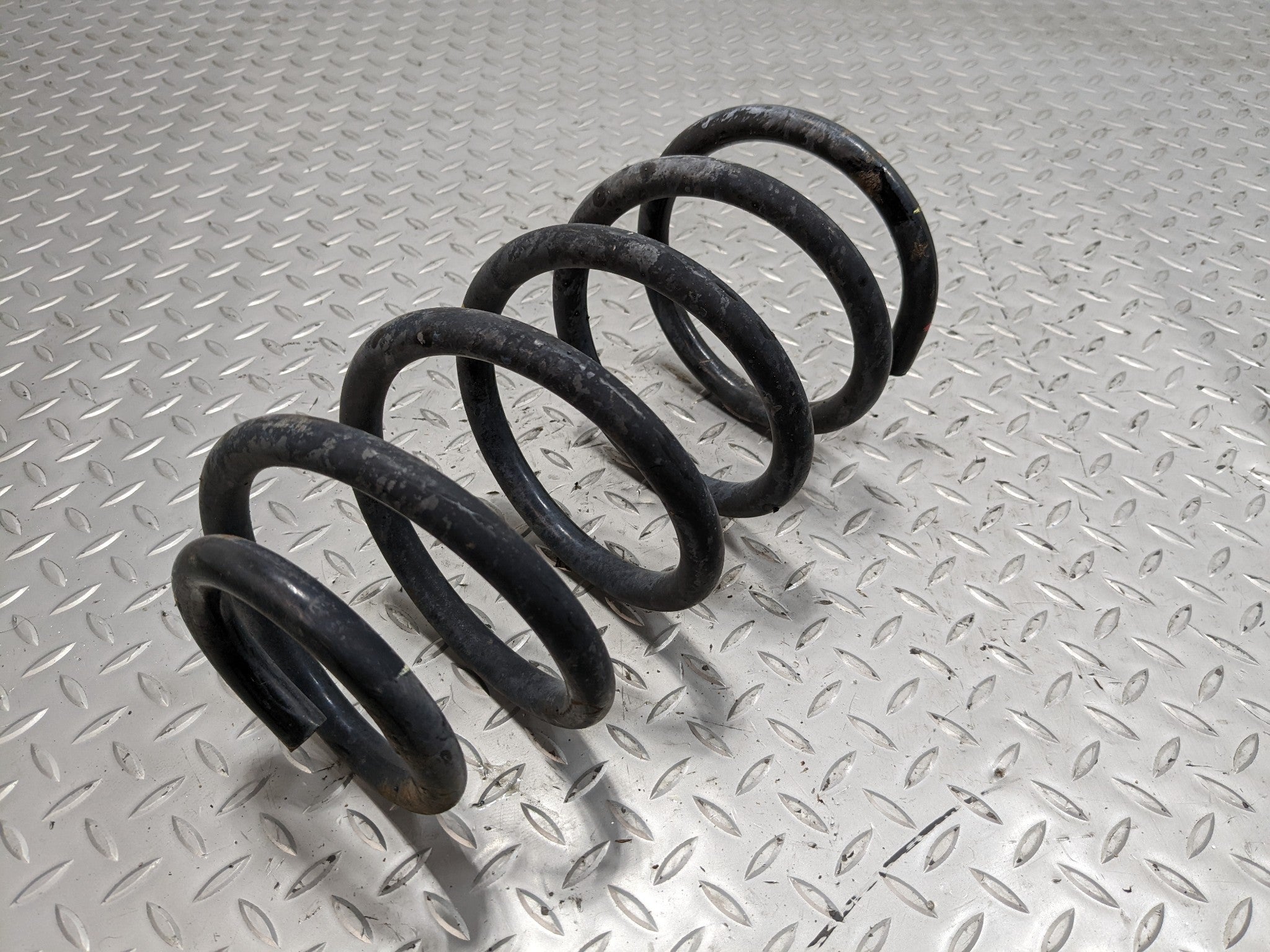 13 - 16 HYUNDAI SANTA FE OEM SUSPENSION COIL AIR SPRING SET REAR LEFT AND RIGHT