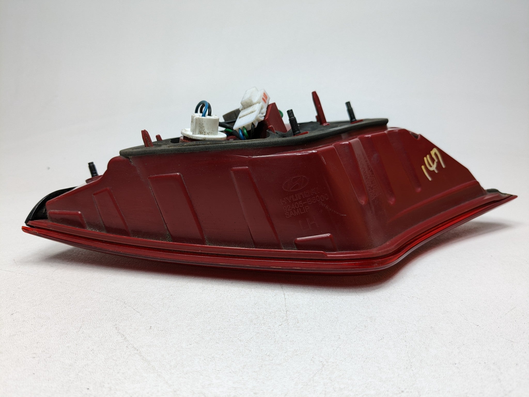 13 - 16 HYUNDAI SANTA FE OEM INNER TAIL LIGHT GATE MOUNTED REAR LEFT DRIVER SIDE