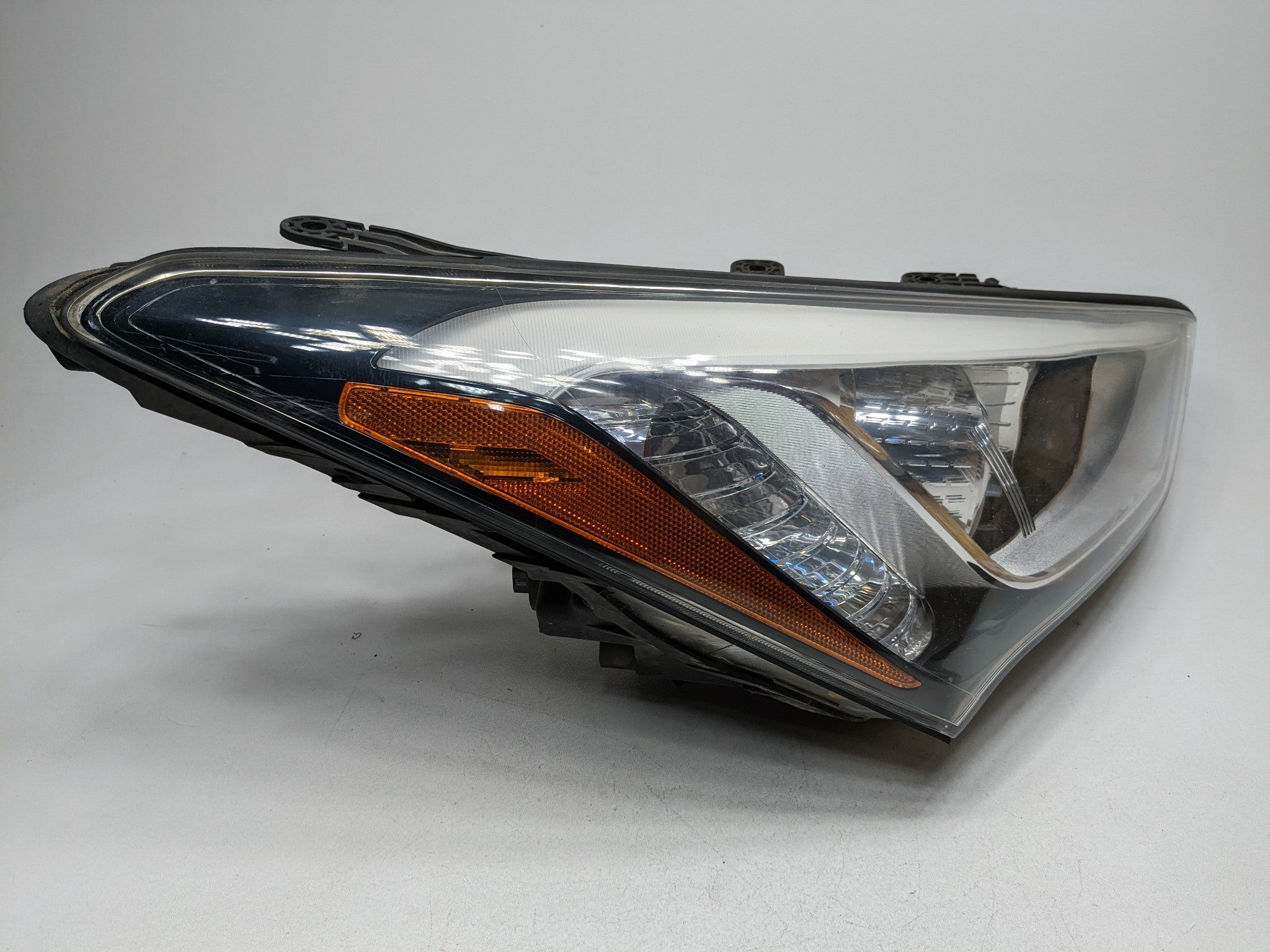 13-16 HYUNDAI SANTA FE OEM HALOGEN HEADLAMP ASSEMBLY FRONT RIGHT PASSENGER SIDE
