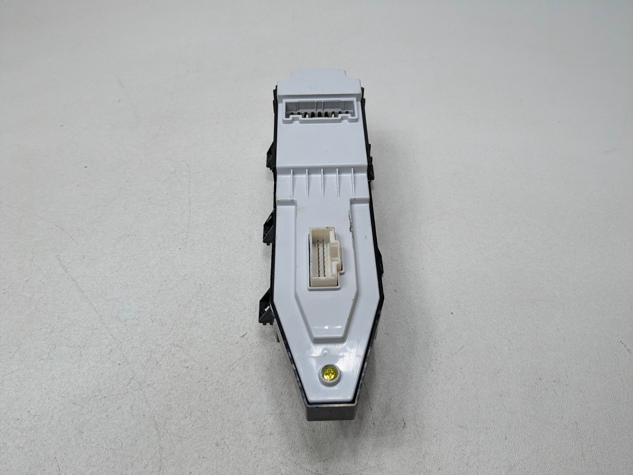 13-16 HYUNDAI SANTA FE OEM DOOR WINDOW CONTROL SWITCH FRONT RIGHT PASSENGER SIDE