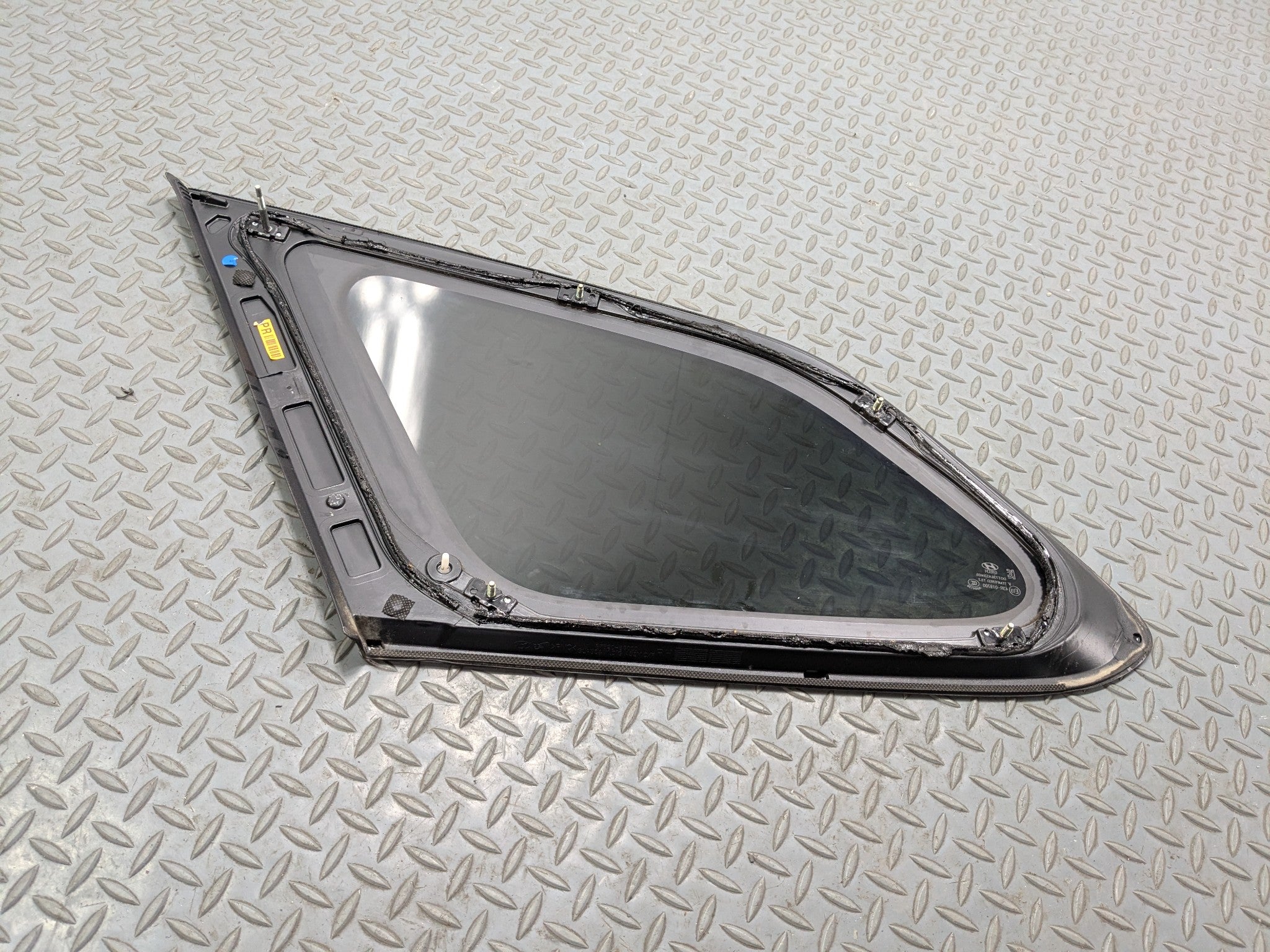 13 - 16 HYUNDAI SANTA FE OEM DOOR WINDOW QUARTER GLASS REAR RIGHT PASSENGER SIDE