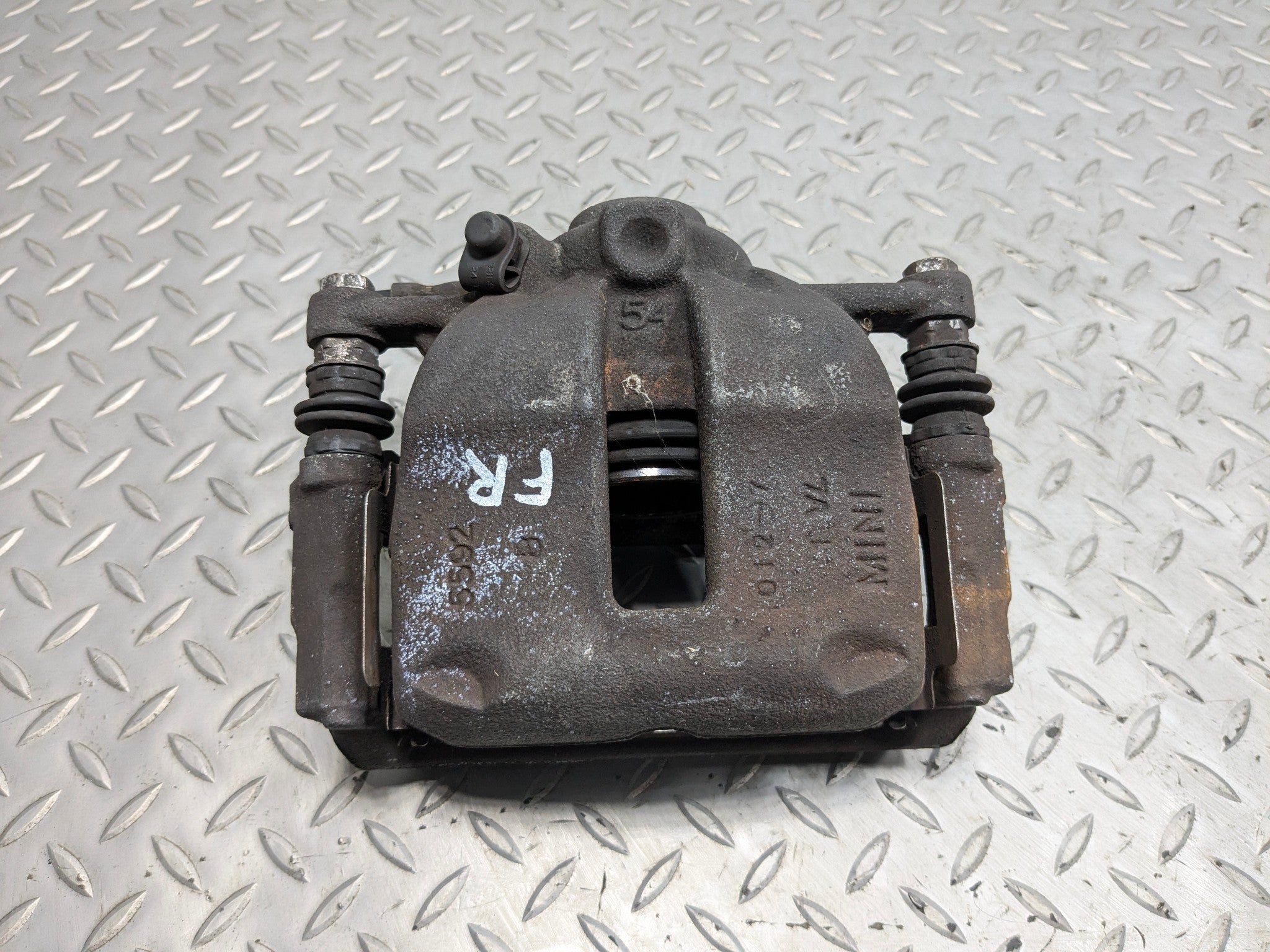 2007 - 2010 MINI COOPER OEM BRAKE CALIPER ASSEMBLY FRONT RIGHT PASSENGER SIDE