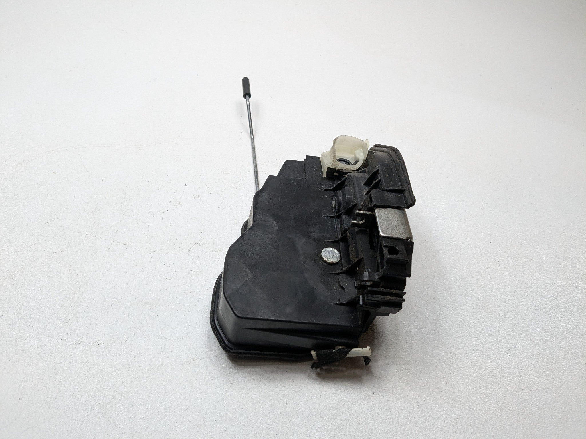 2015 - 2018 BMW 320I OEM DOOR LATCH LOCK ACTUATOR FRONT LEFT DRIVER SIDE