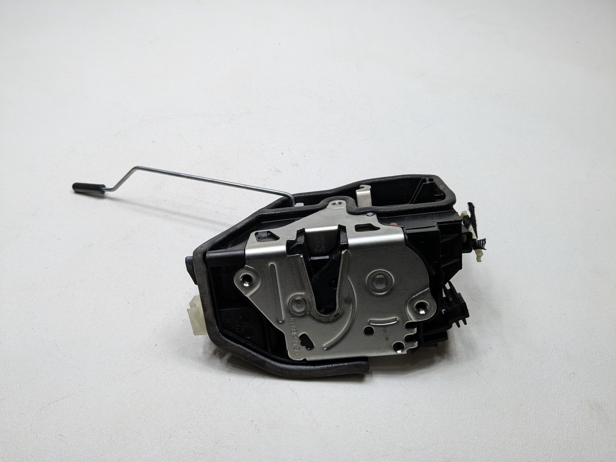 2015 - 2018 BMW 320I OEM DOOR LATCH LOCK ACTUATOR FRONT LEFT DRIVER SIDE