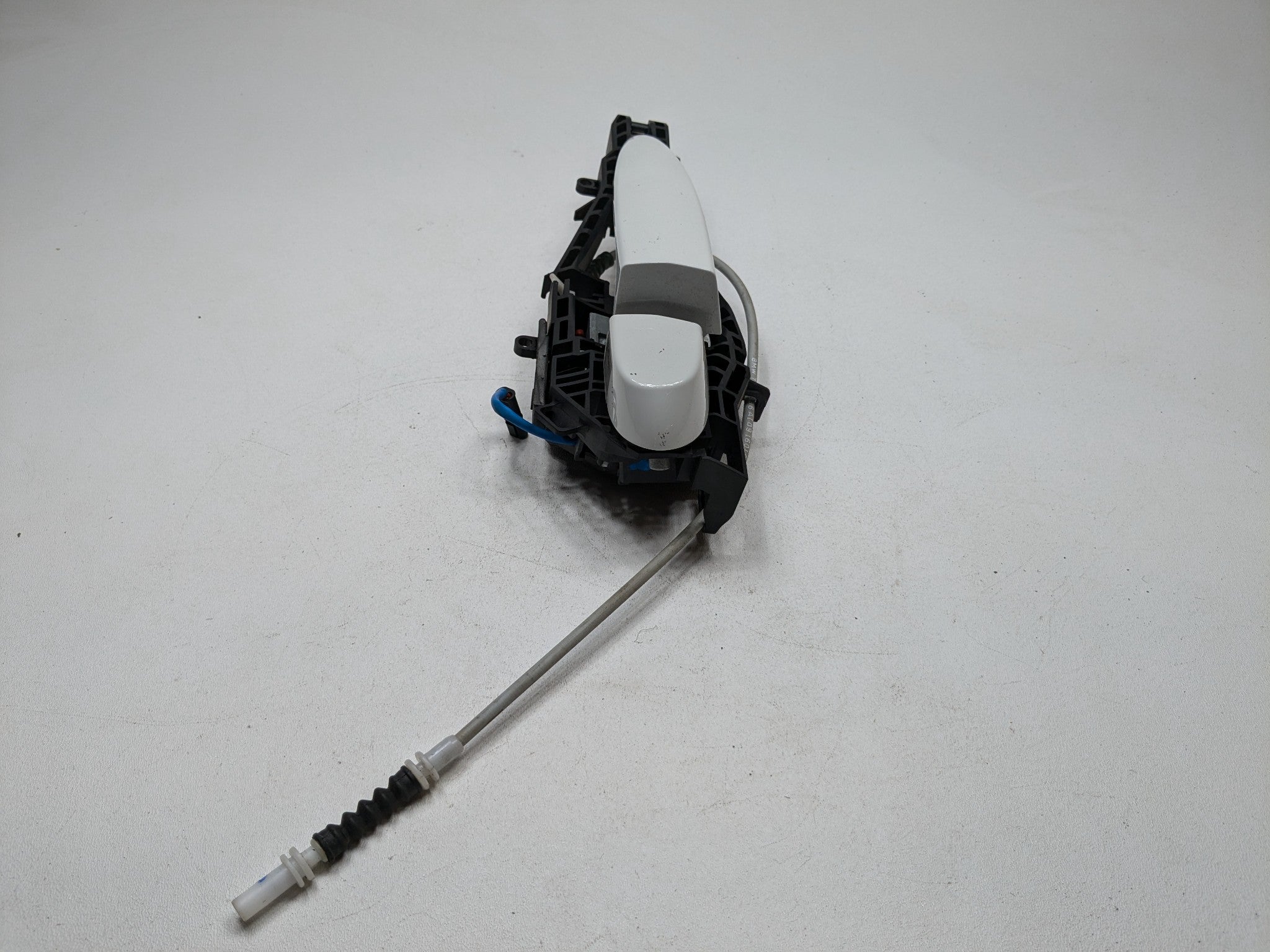 2015 - 2018 BMW 320I OEM EXTERIOR DOOR HANDLE REAR LEFT DRIVER SIDE