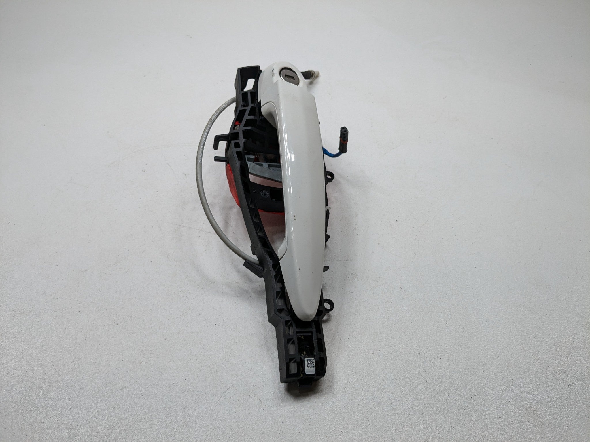 2015 - 2018 BMW 320I OEM EXTERIOR DOOR HANDLE FRONT LEFT DRIVER SIDE