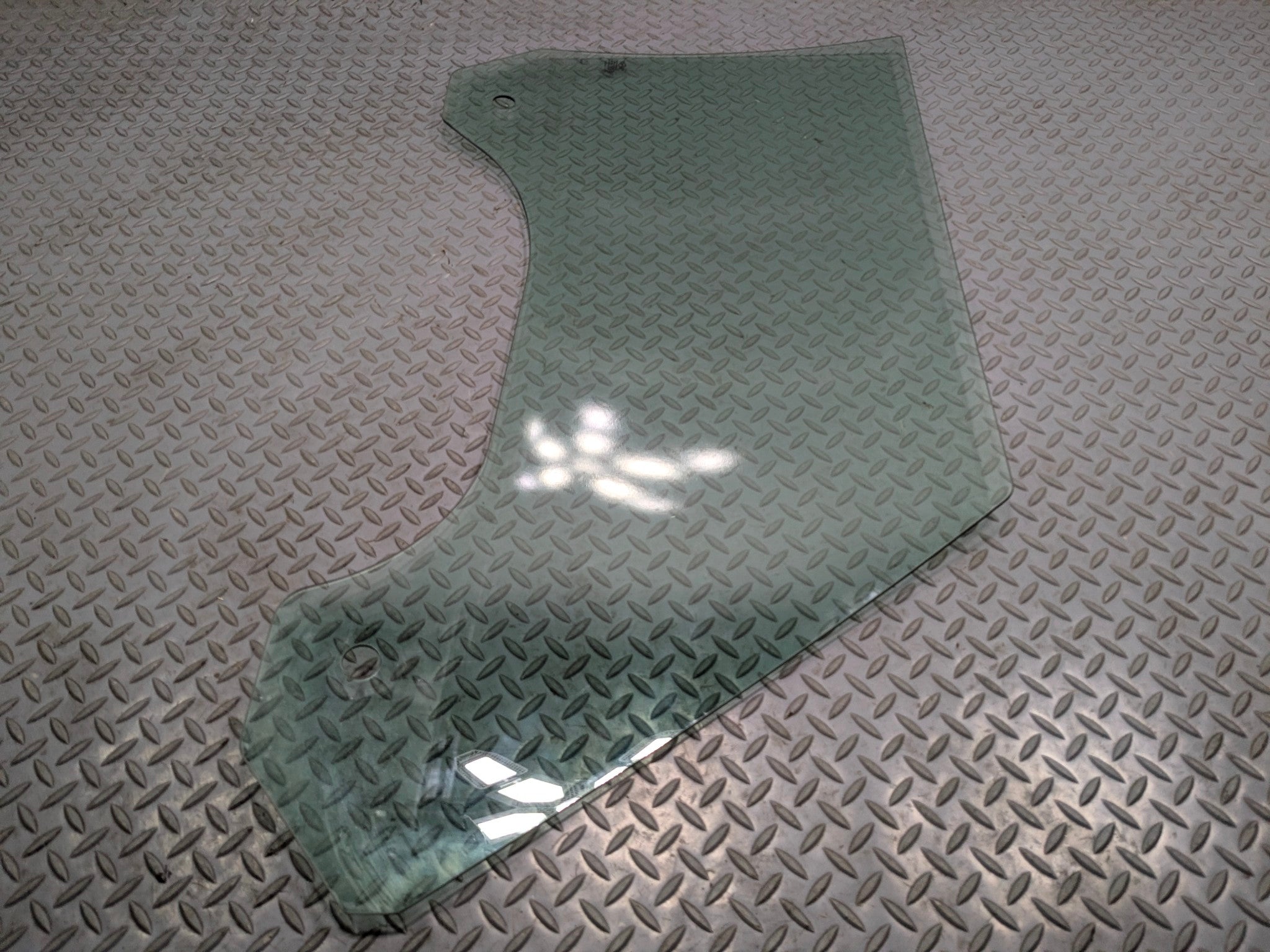 2011 - 2013 MINI COOPER OEM DOOR WINDOW GLASS FRONT LEFT DRIVER SIDE