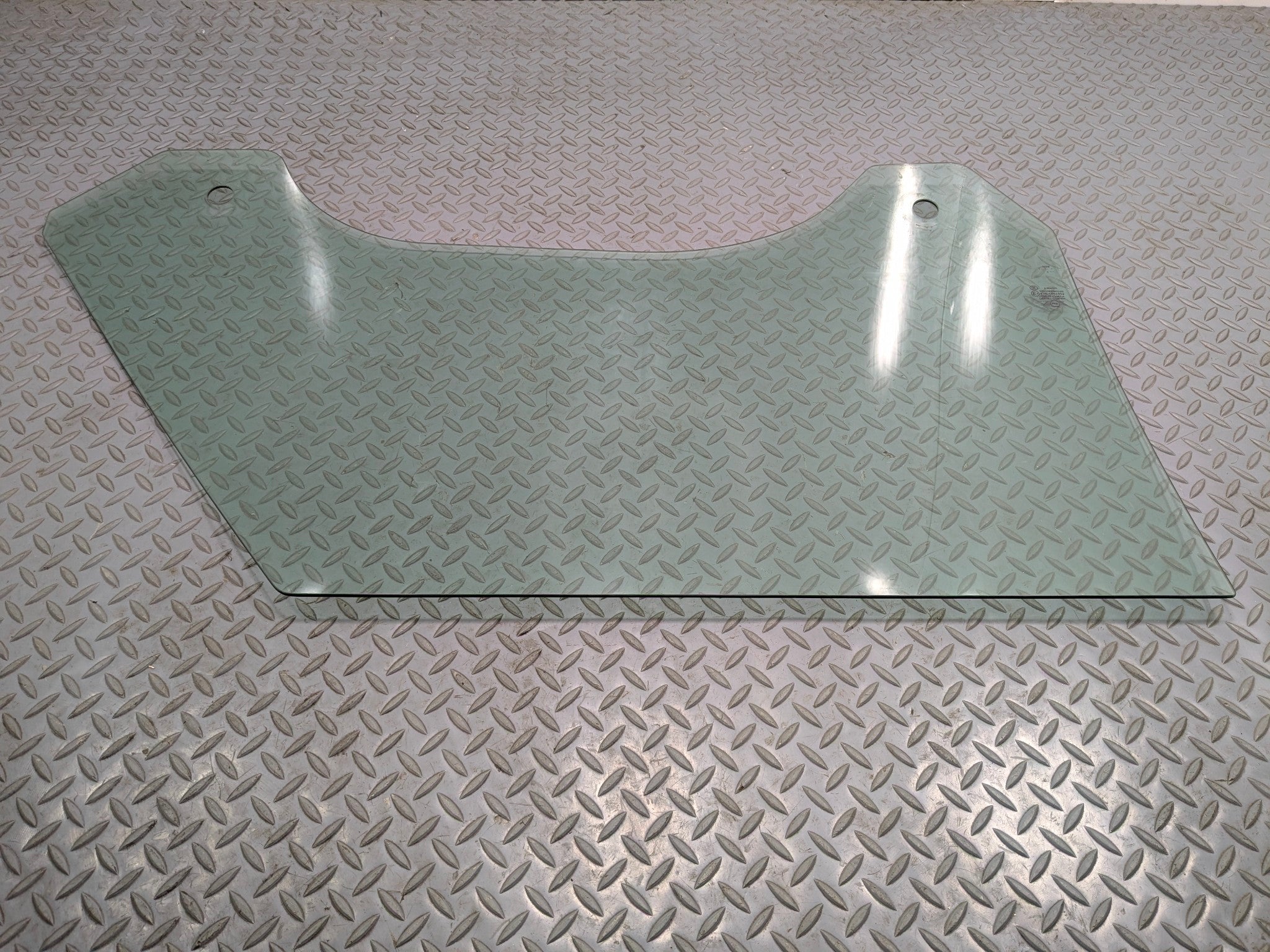 2011 - 2013 MINI COOPER OEM DOOR WINDOW GLASS FRONT LEFT DRIVER SIDE