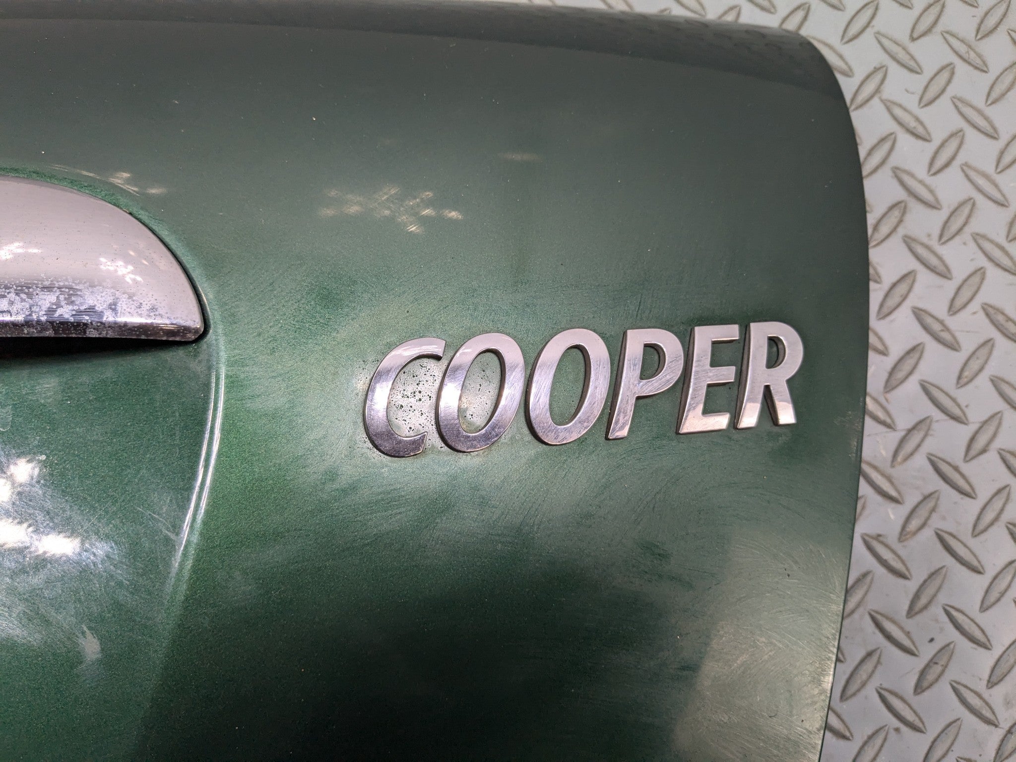 2011 - 2013 MINI COOPER OEM REAR TRUNK LID LIFTGATE TAILGATE HATCH GREEN
