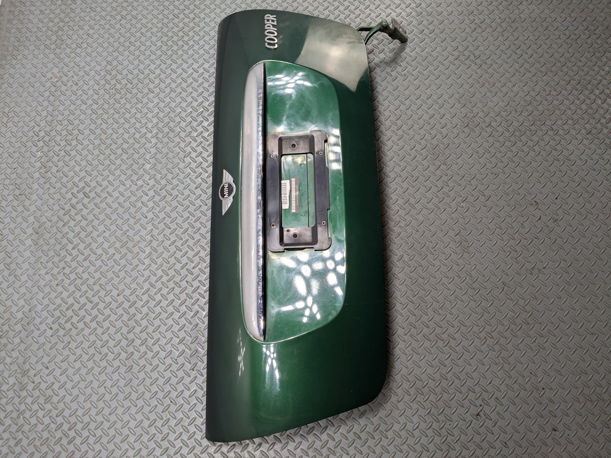 2011 - 2013 MINI COOPER OEM REAR TRUNK LID LIFTGATE TAILGATE HATCH GREEN