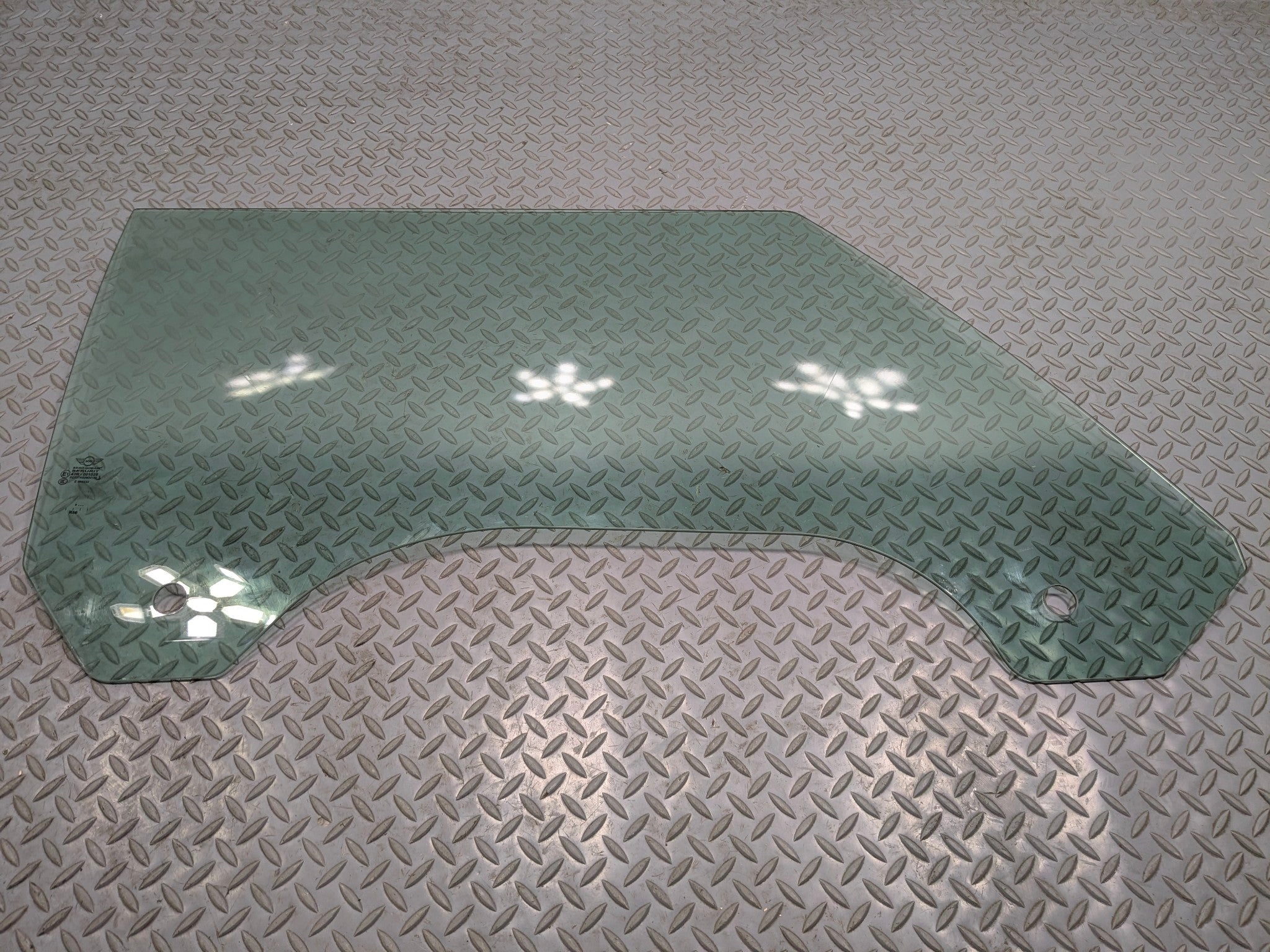 2011 - 2013 MINI COOPER OEM DOOR WINDOW GLASS FRONT RIGHT PASSENGER SIDE