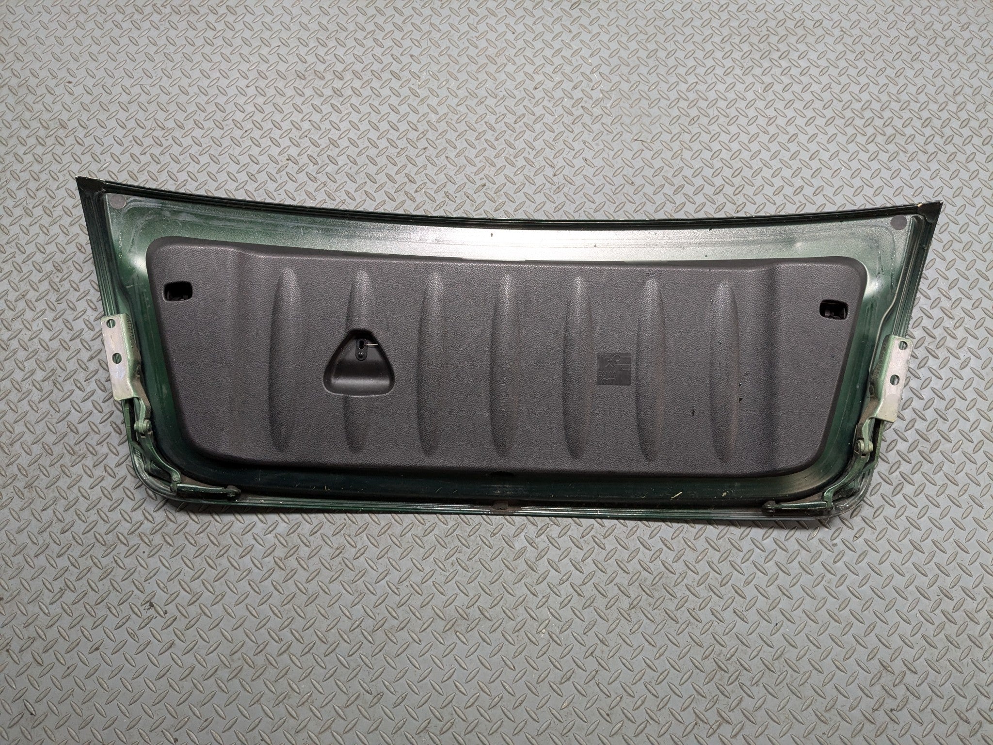 2011 - 2013 MINI COOPER OEM REAR TRUNK LID LIFTGATE TAILGATE HATCH GREEN