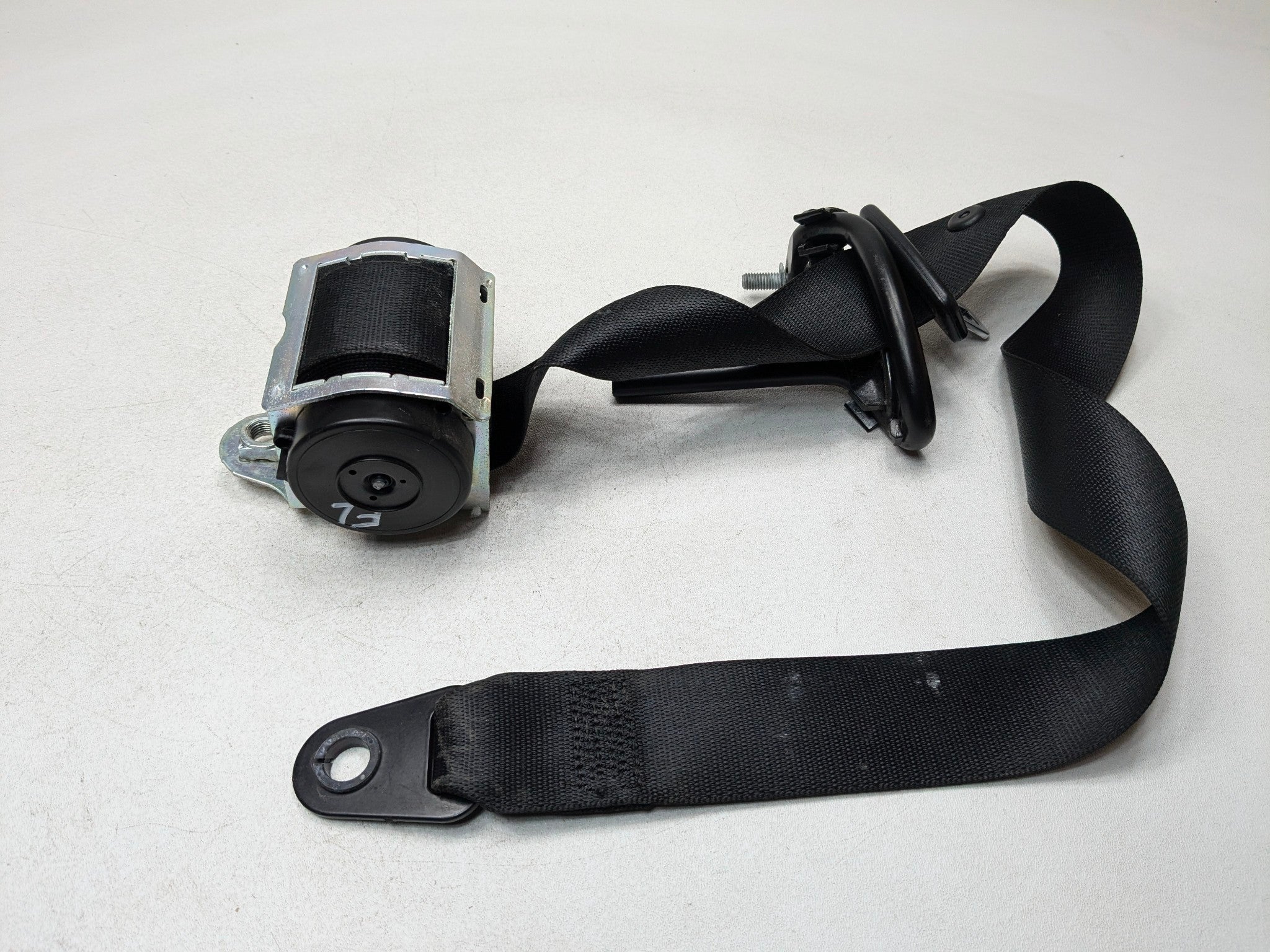 2011 - 2013 MINI COOPER OEM SEAT BELT RETRACTOR FRONT LEFT DRIVER SIDE BLACK