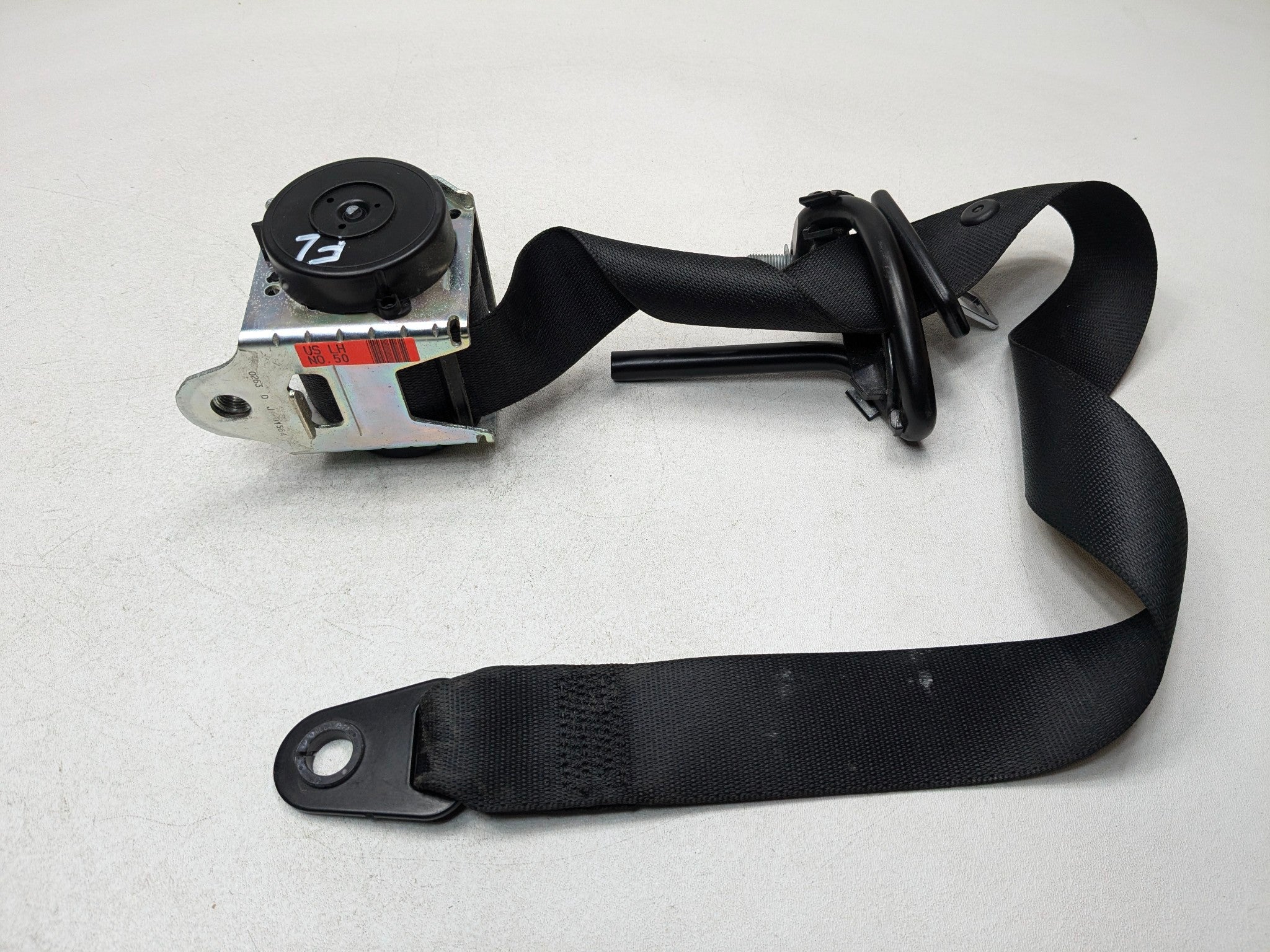 2011 - 2013 MINI COOPER OEM SEAT BELT RETRACTOR FRONT LEFT DRIVER SIDE BLACK