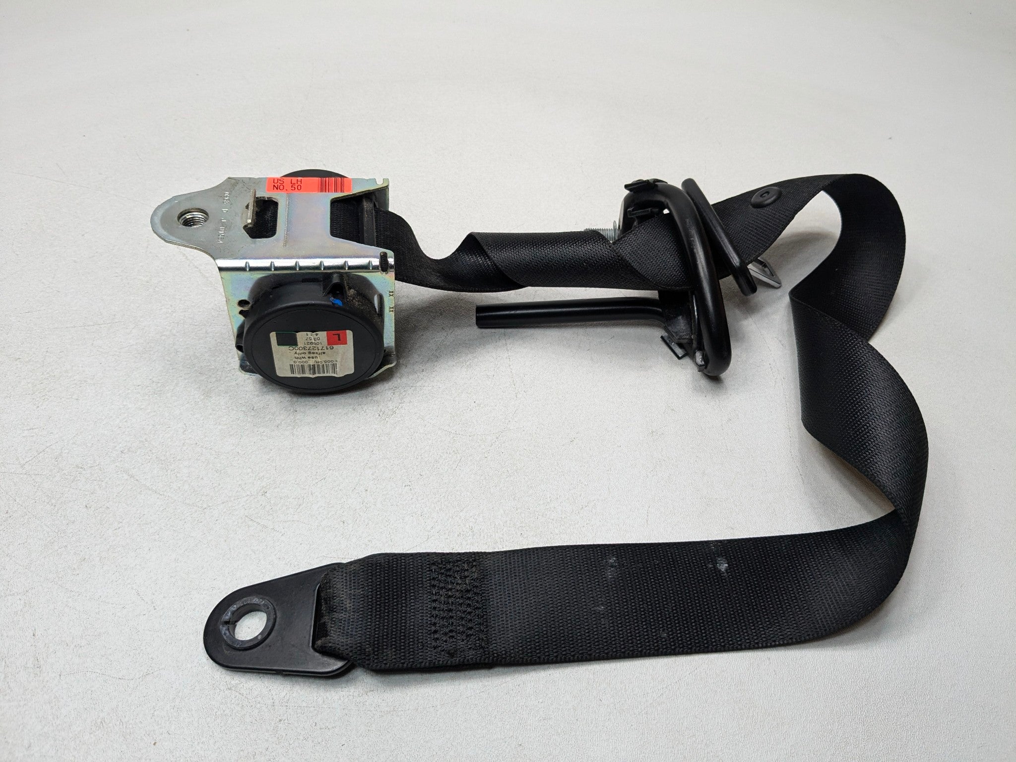 2011 - 2013 MINI COOPER OEM SEAT BELT RETRACTOR FRONT LEFT DRIVER SIDE BLACK