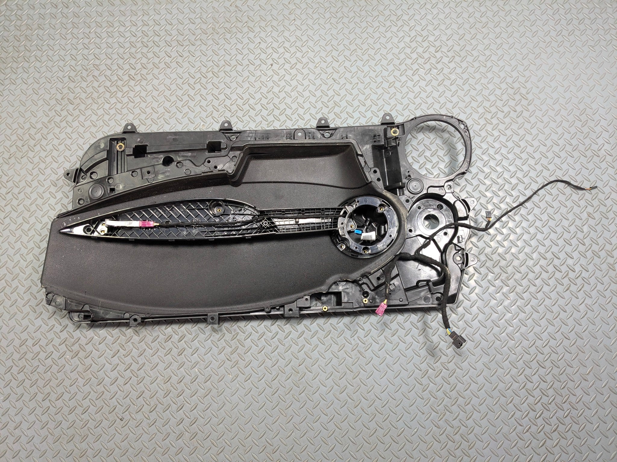 2011 - 2013 MINI COOPER OEM FRONT RIGHT PASSENGER SIDE DOOR INTERIOR TRIM PANEL