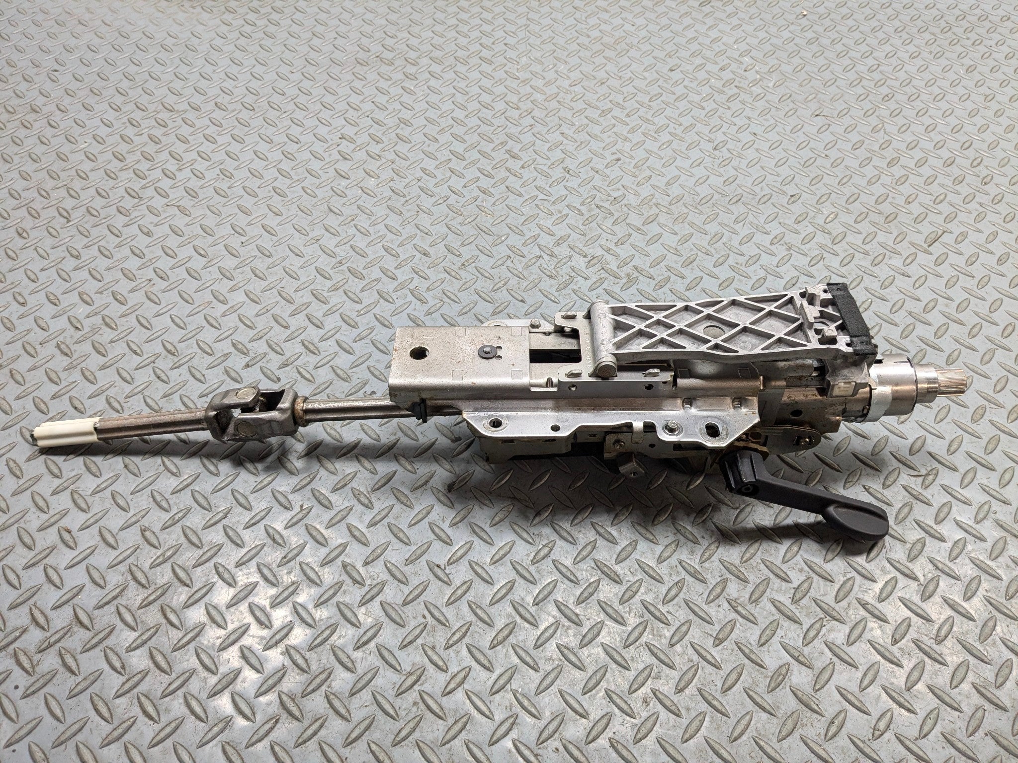 2011 - 2013 MINI COOPER OEM POWER ADJUSTMENT STEERING COLUMN WITH SHAFT ASSEMBLY
