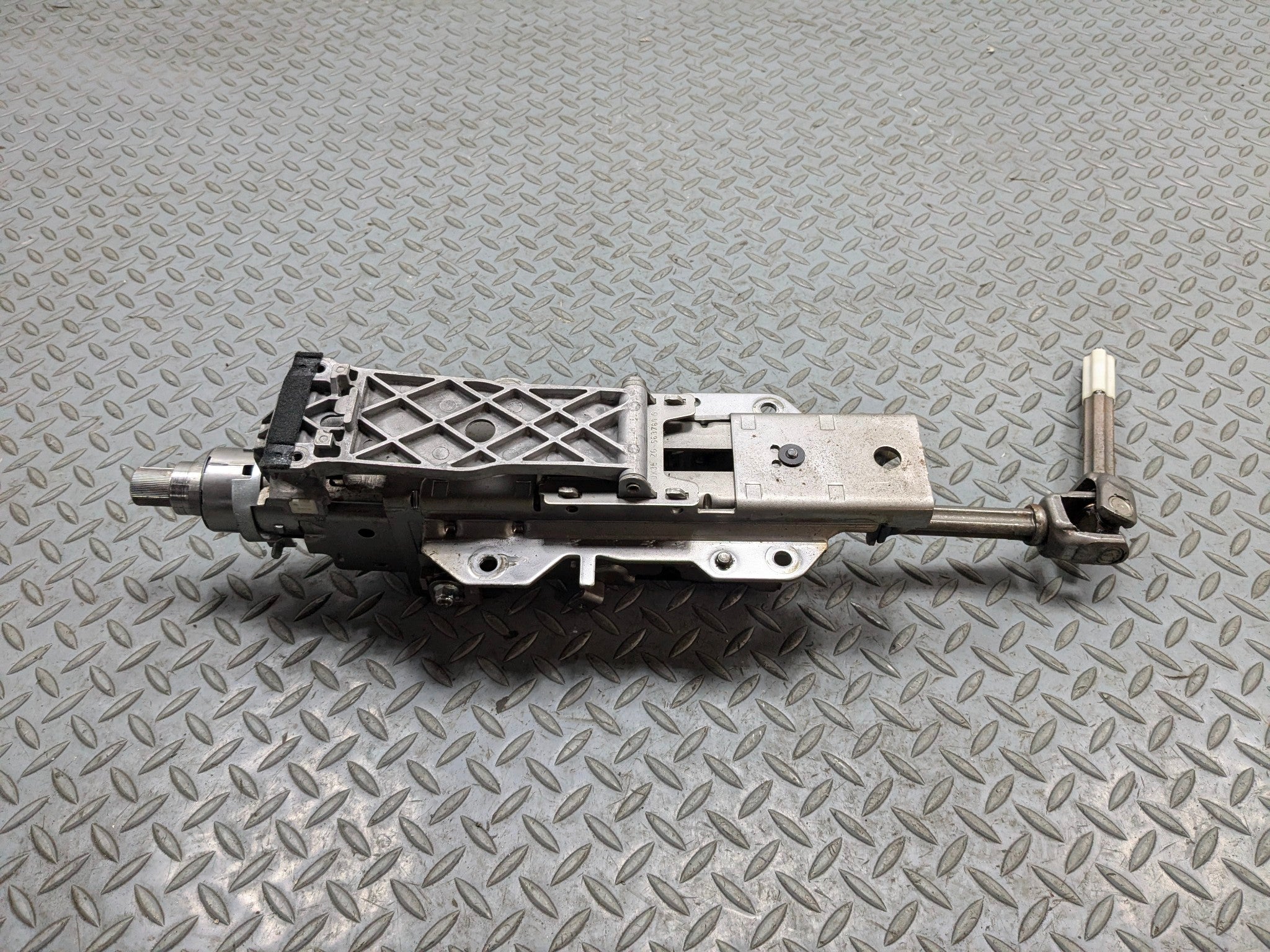 2011 - 2013 MINI COOPER OEM POWER ADJUSTMENT STEERING COLUMN WITH SHAFT ASSEMBLY