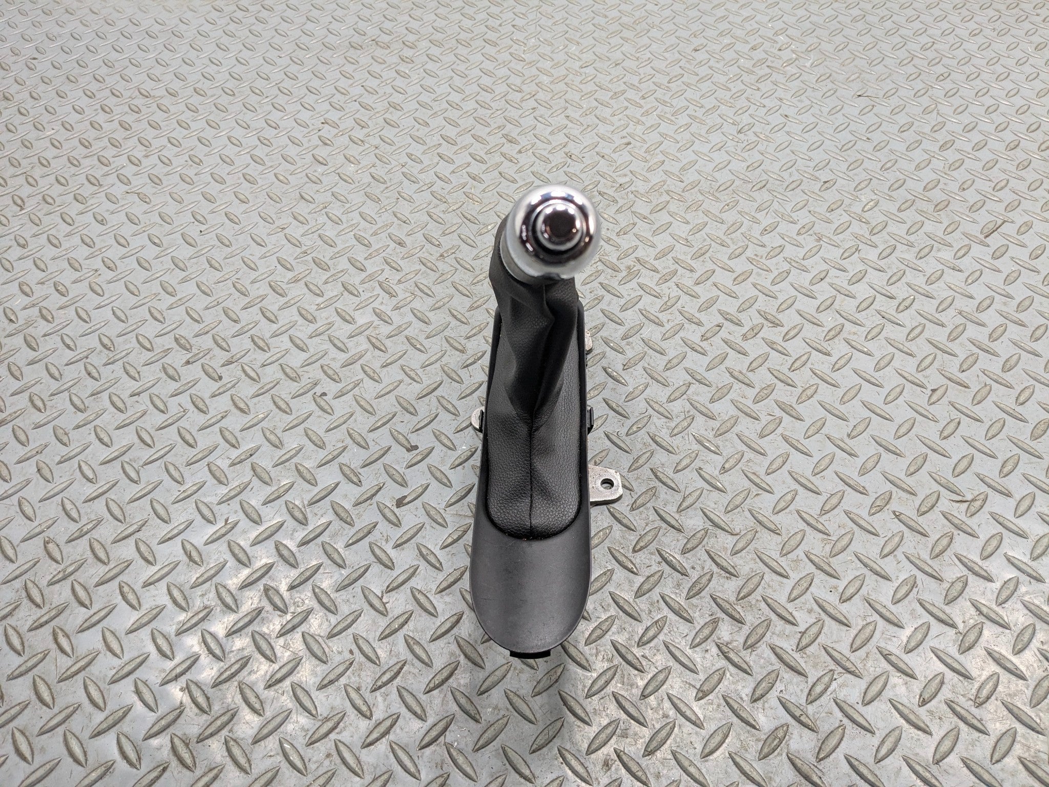 2011 - 2013 MINI COOPER OEM EMERGENCY PARKING BRAKE STOP HANDLE LEVER ASSEMBLY