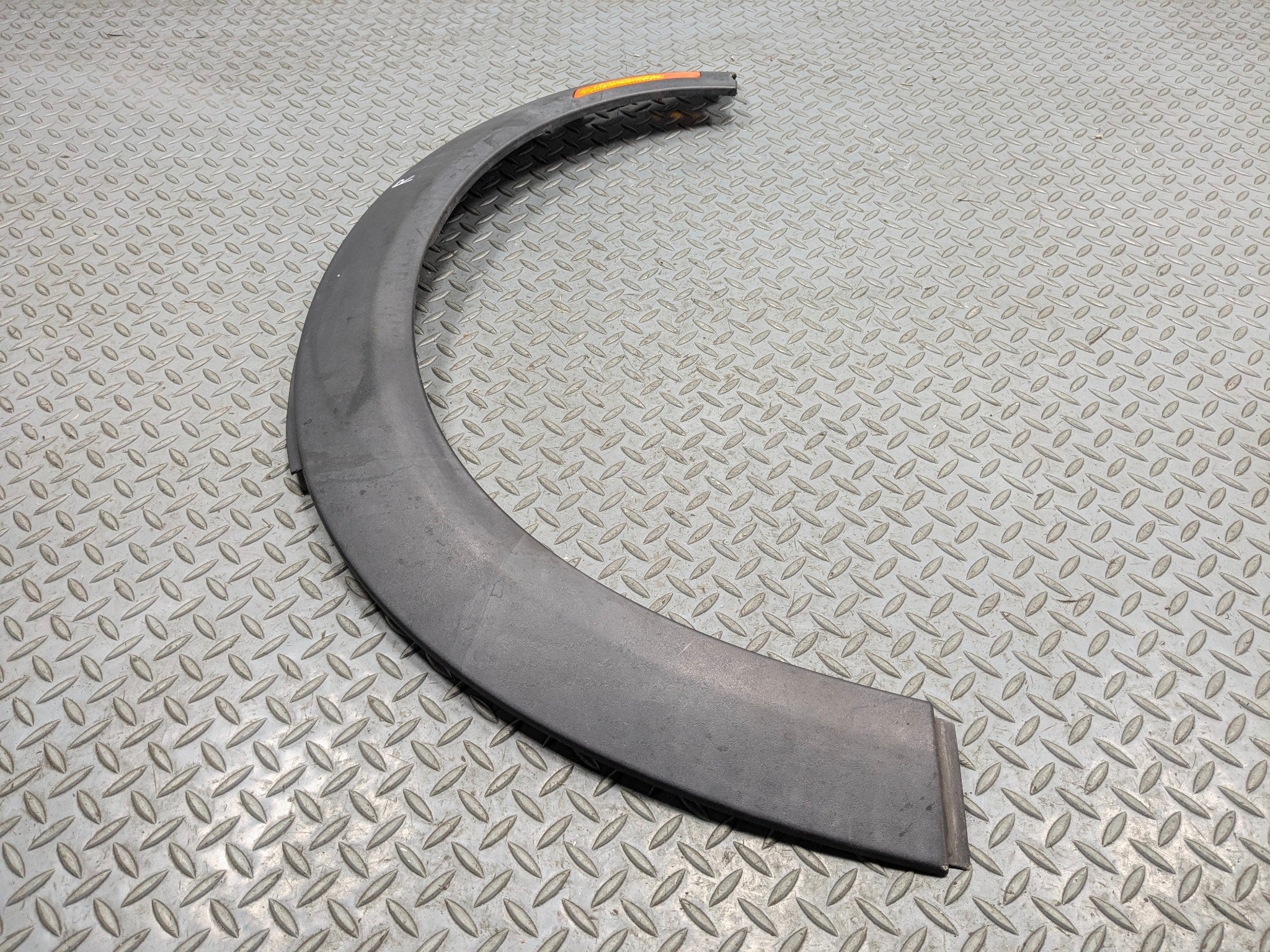 2011 - 2013 MINI COOPER OEM FENDER FLARE BODY MOLDING TRIM FRONT RIGHT SIDE