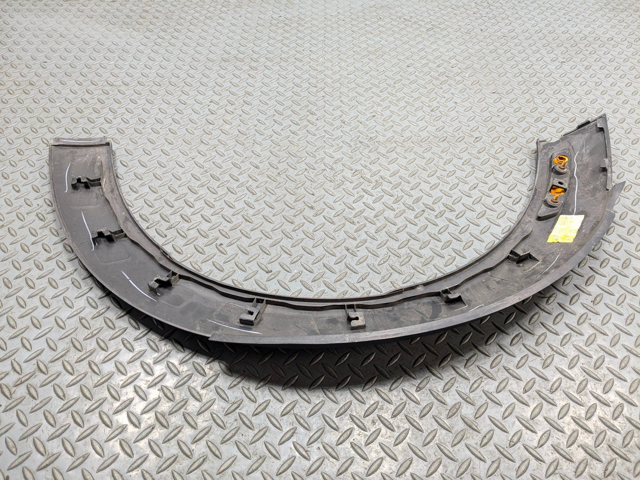 2011 - 2013 MINI COOPER OEM FENDER FLARE BODY MOLDING TRIM FRONT RIGHT SIDE