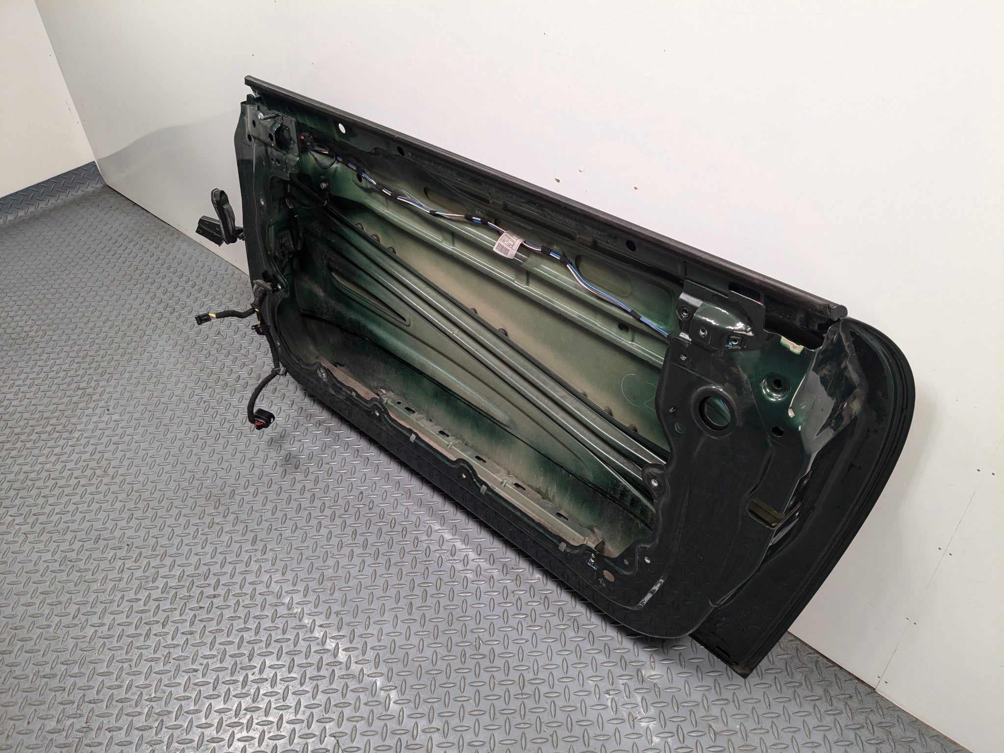 2011 - 2013 MINI COOPER OEM RIGHT PASSENGER FRONT DOOR SHELL PANEL GREEN