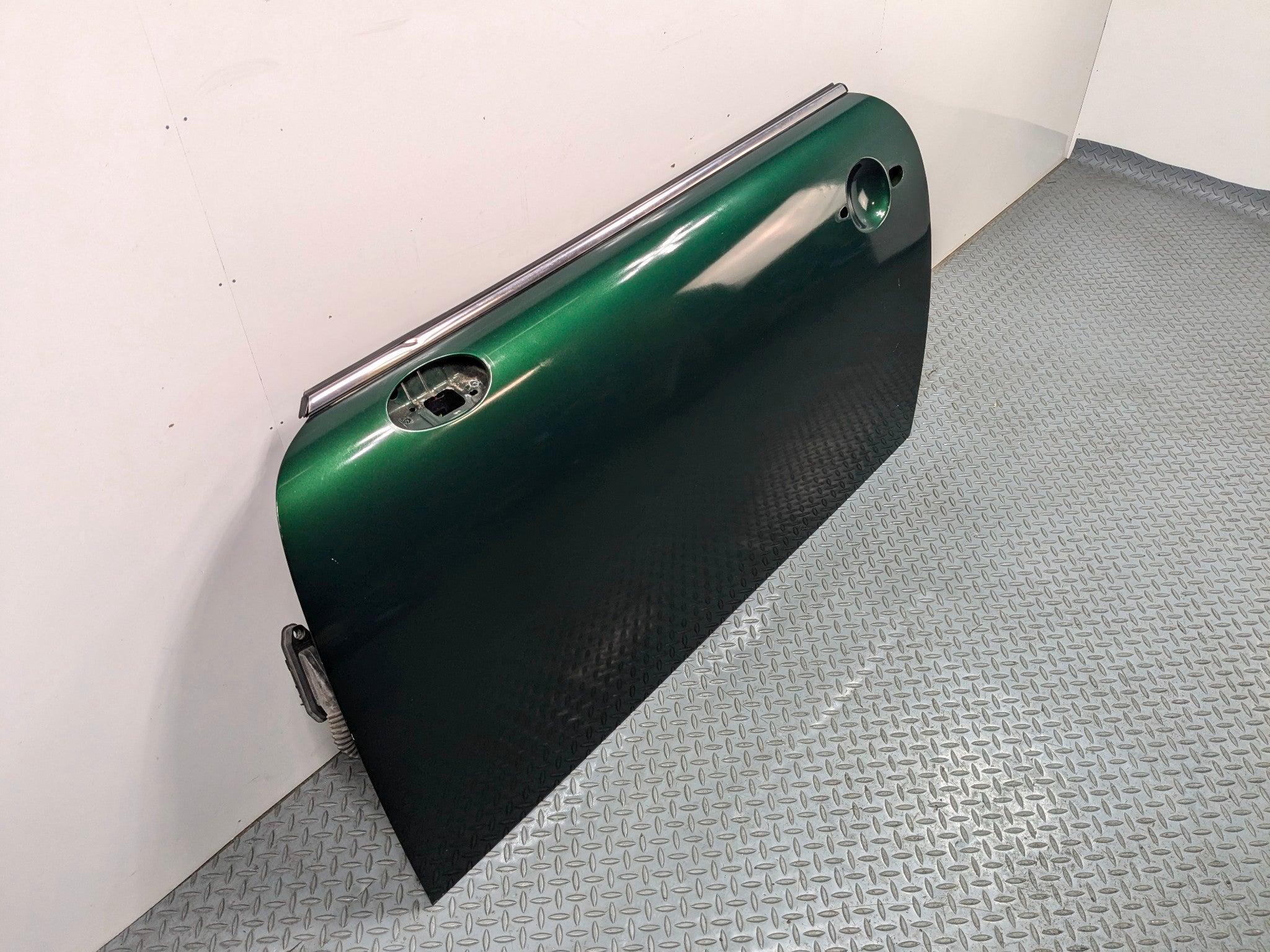 2011 - 2013 MINI COOPER OEM LEFT DRIVER FRONT DOOR SHELL PANEL GREEN