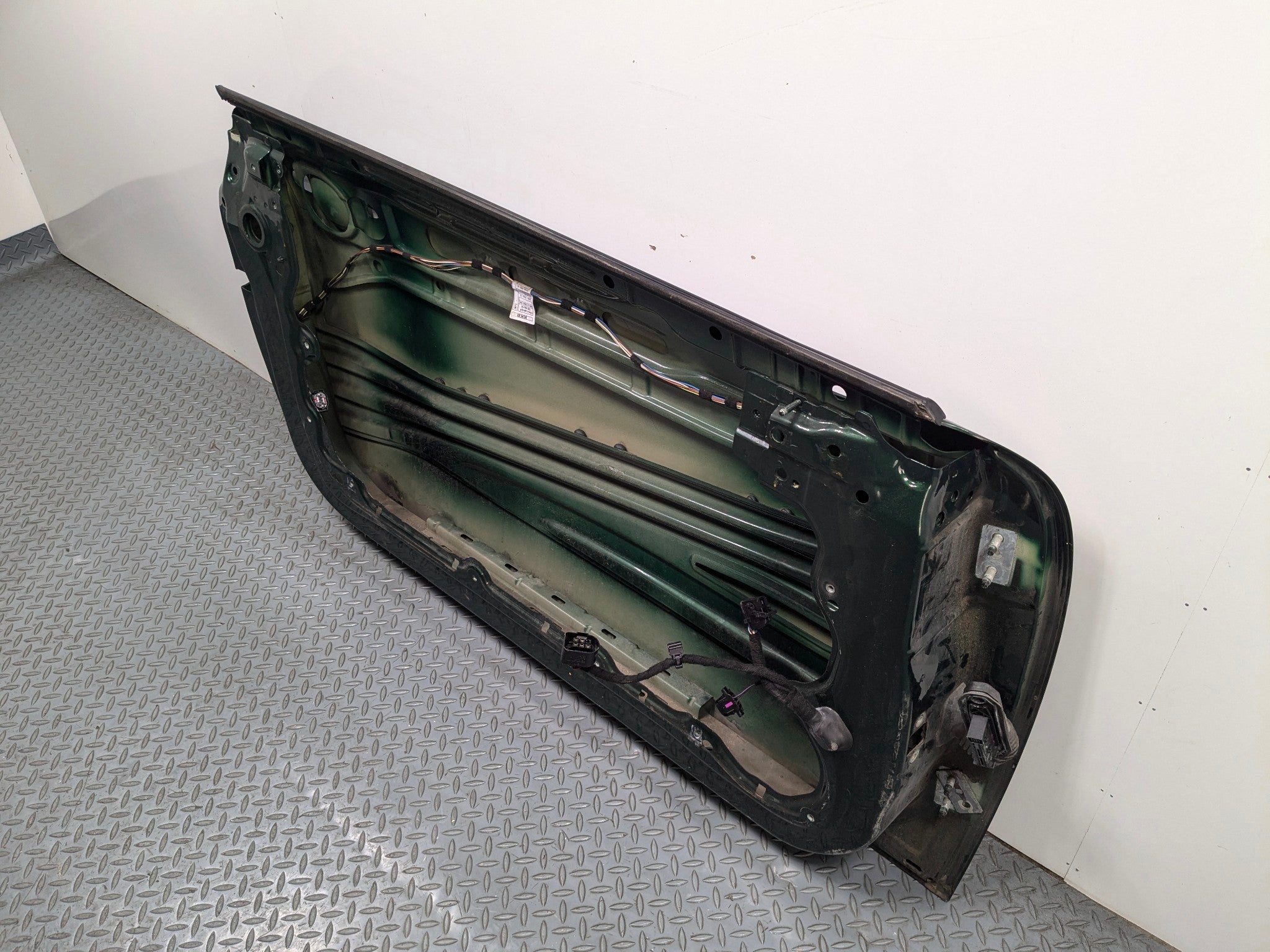 2011 - 2013 MINI COOPER OEM LEFT DRIVER FRONT DOOR SHELL PANEL GREEN
