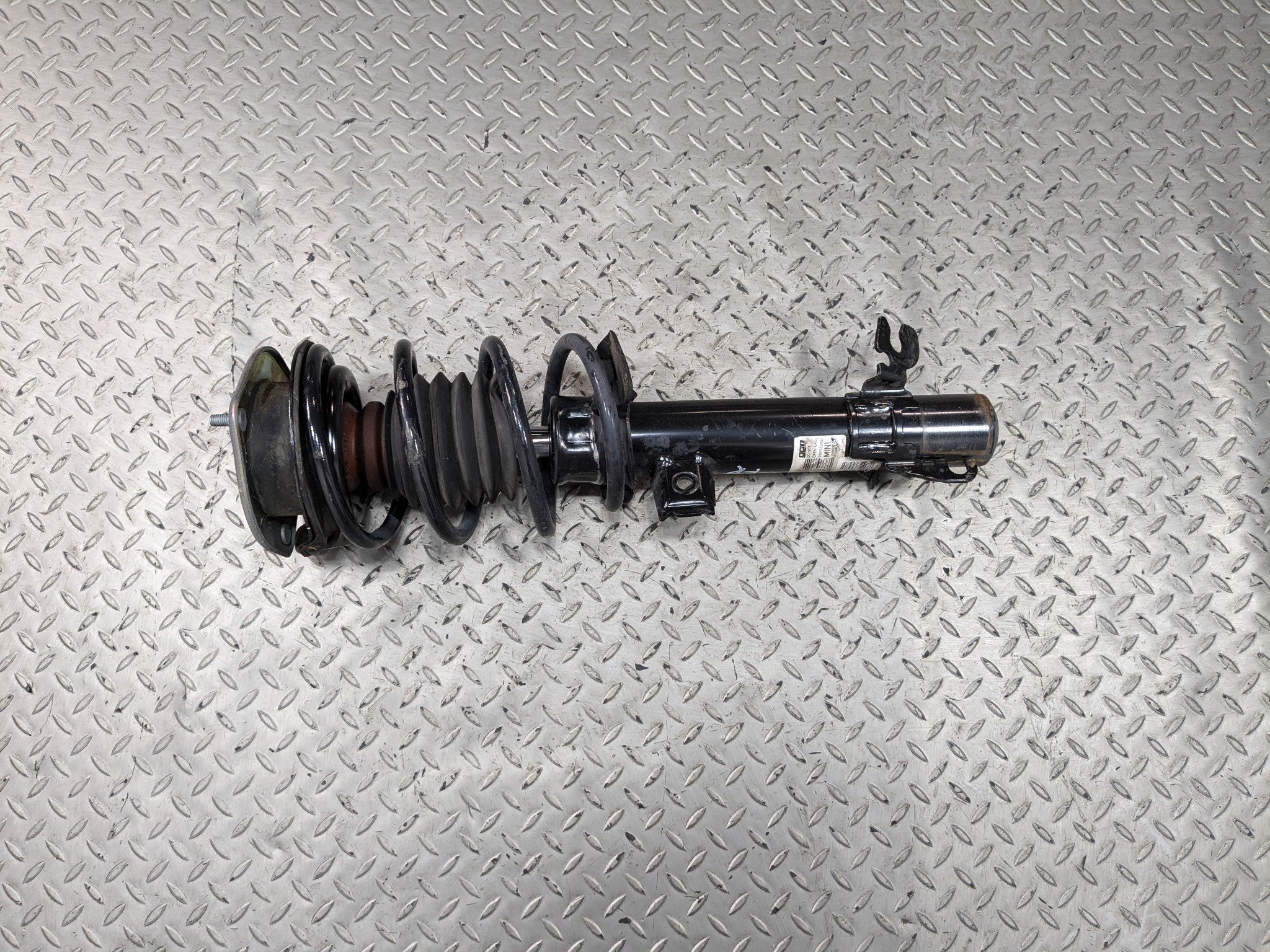 2011 - 2013 MINI COOPER OEM STRUT SHOCK ABSORBER WITH COIL SPRING FRONT RIGHT