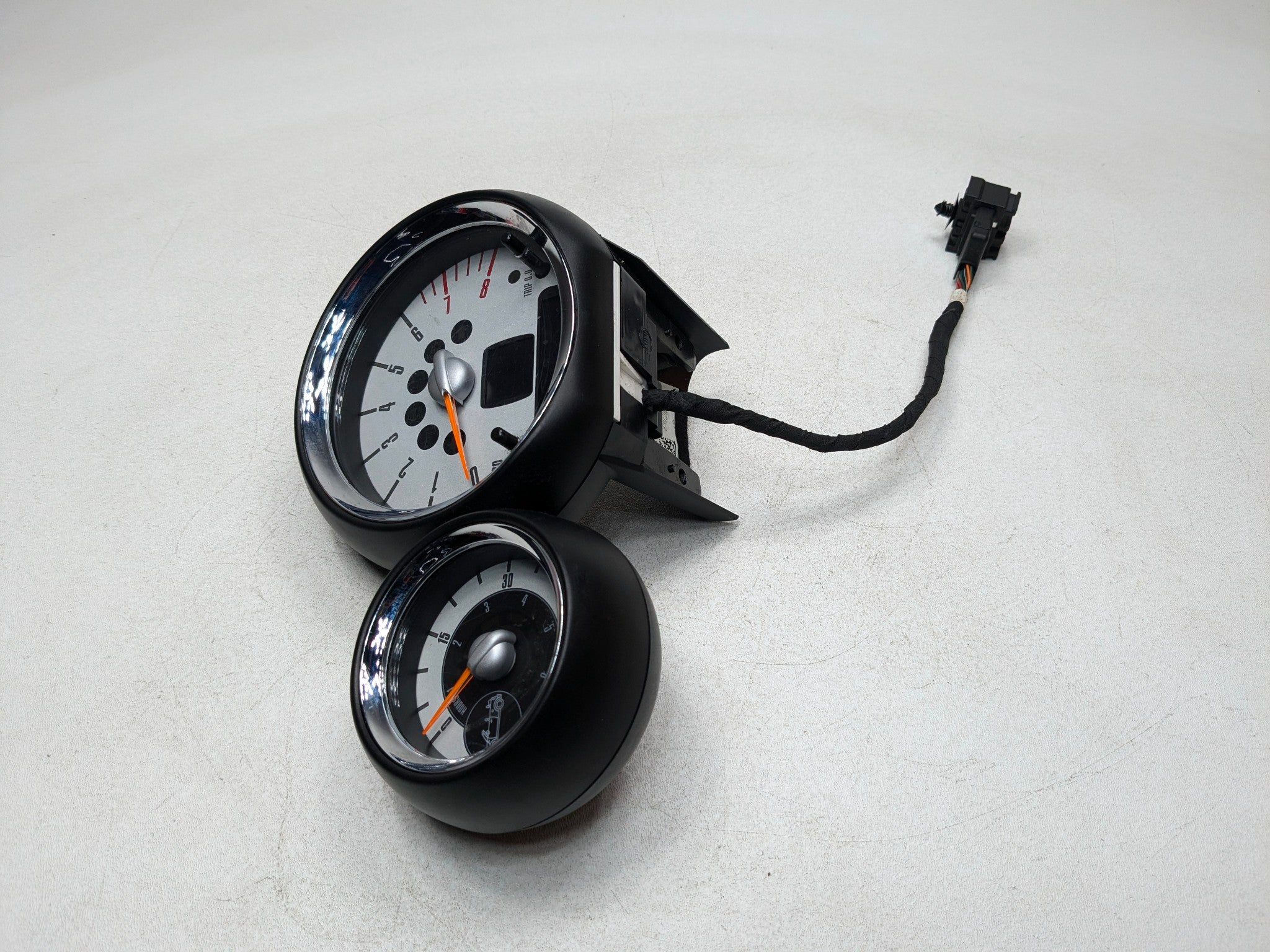 2011 - 2013 MINI COOPER OEM SPEEDOMETER INSTRUMENT CLUSTER GAUGE TACHOMETER