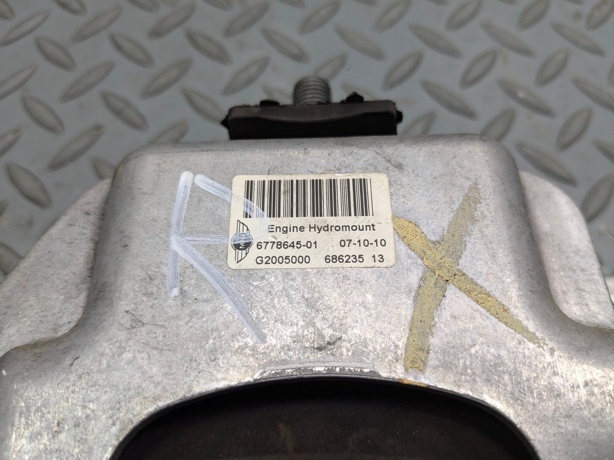 2011 - 2013 MINI COOPER OEM ENGINE MOTOR MOUNT SUPPORT RIGH PASSENGER SIDE